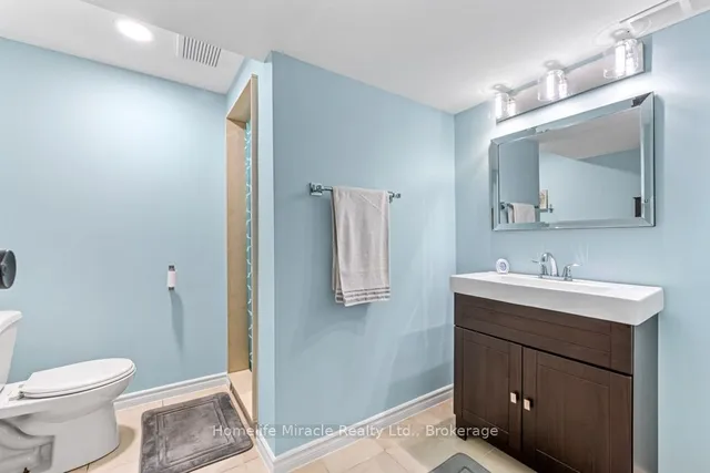 Additional property image - 688 Ninth Ave