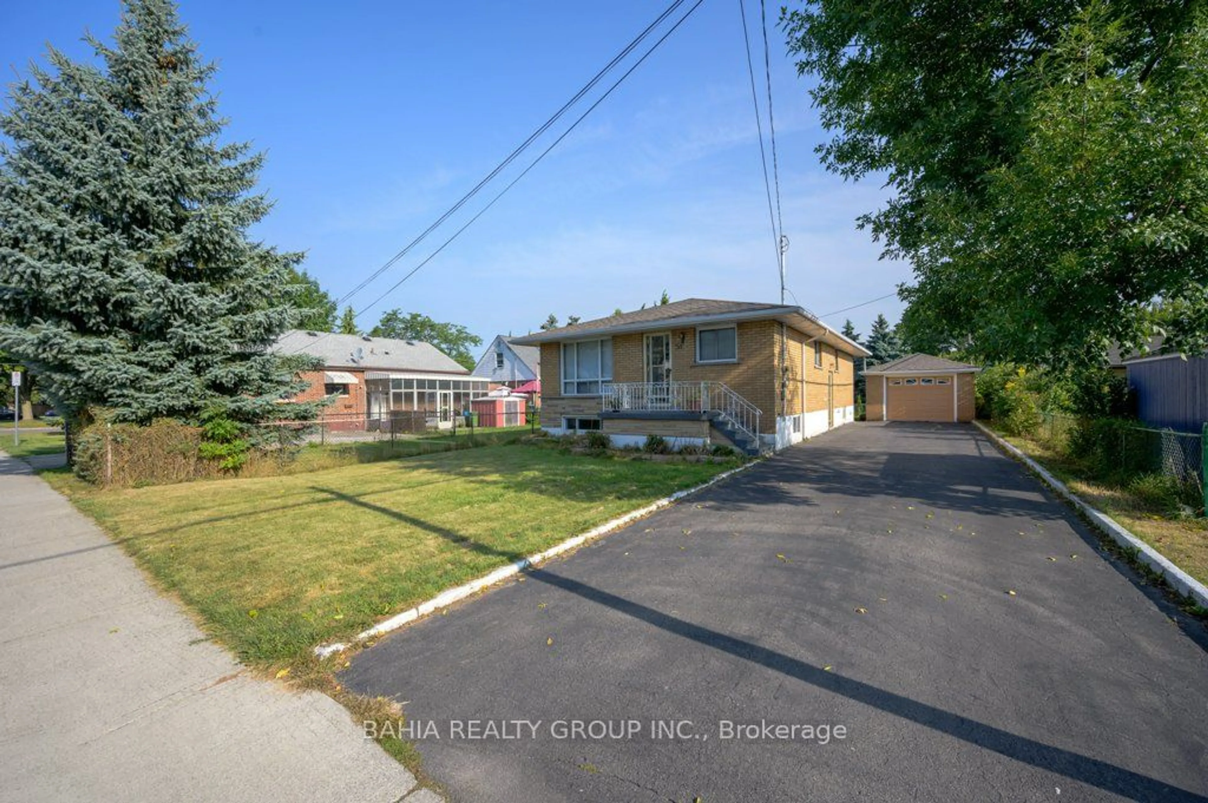 Unknown for 51 Robroy Ave, Hamilton Ontario L8K 3X5