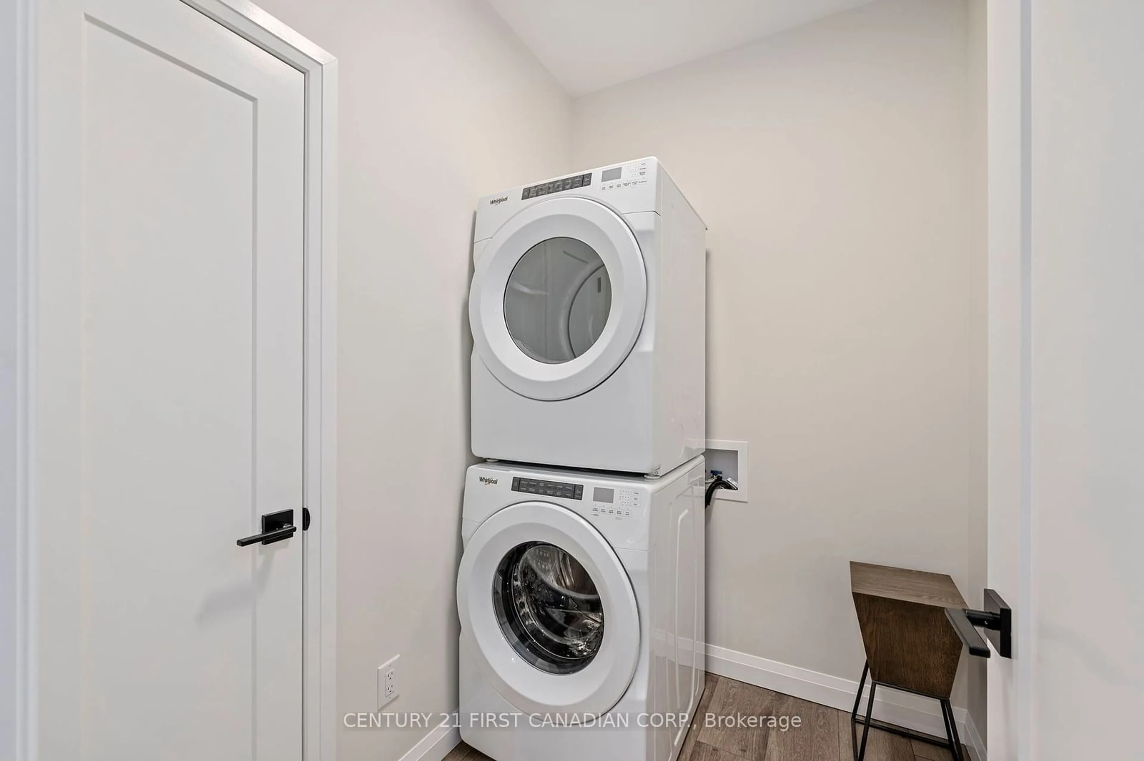 Laundry room for 32 Postma Cres #6, North Middlesex Ontario N0M 1A0