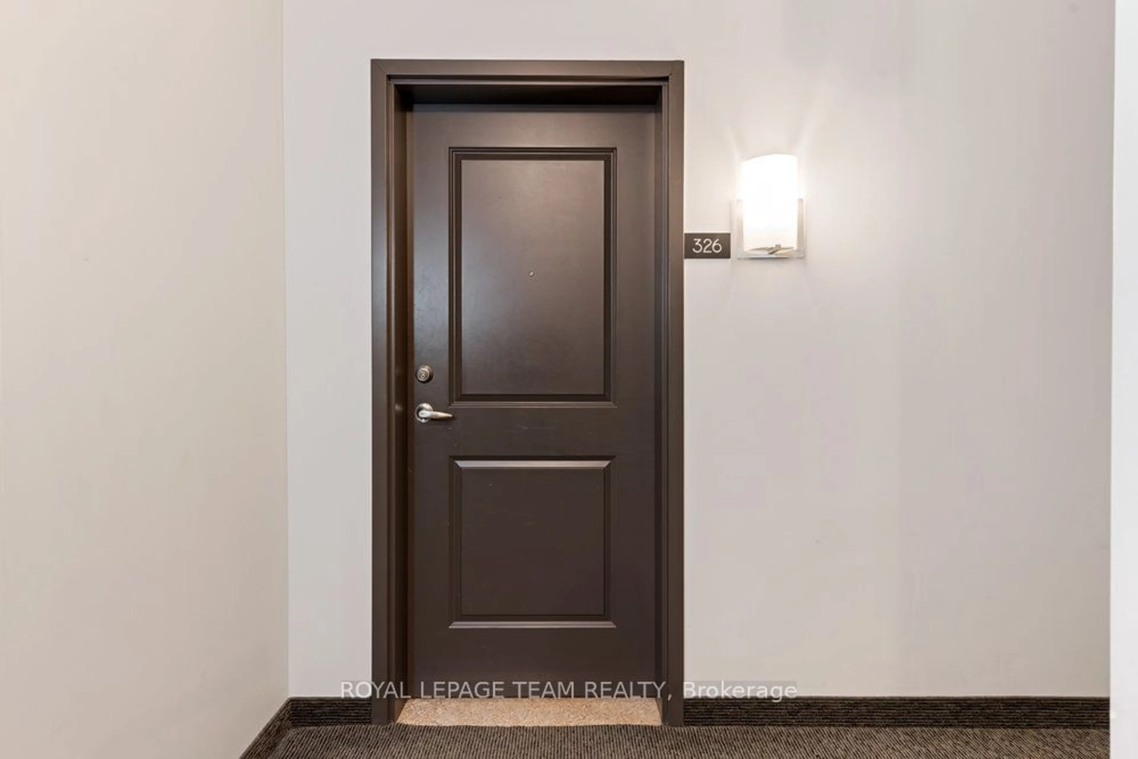 Indoor foyer, unknown floor for 429 Kent St #326, Ottawa Centre Ontario K2P 1B5