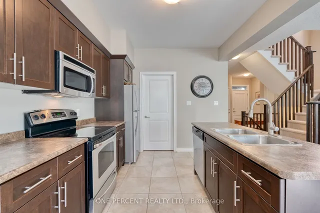 Additional image 19 of 42 Oakhaven Pl