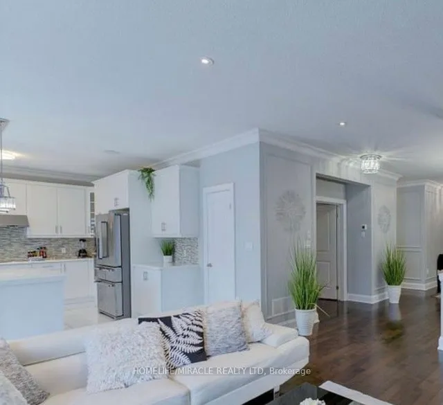 Additional property image - 51 Cittadella Blvd