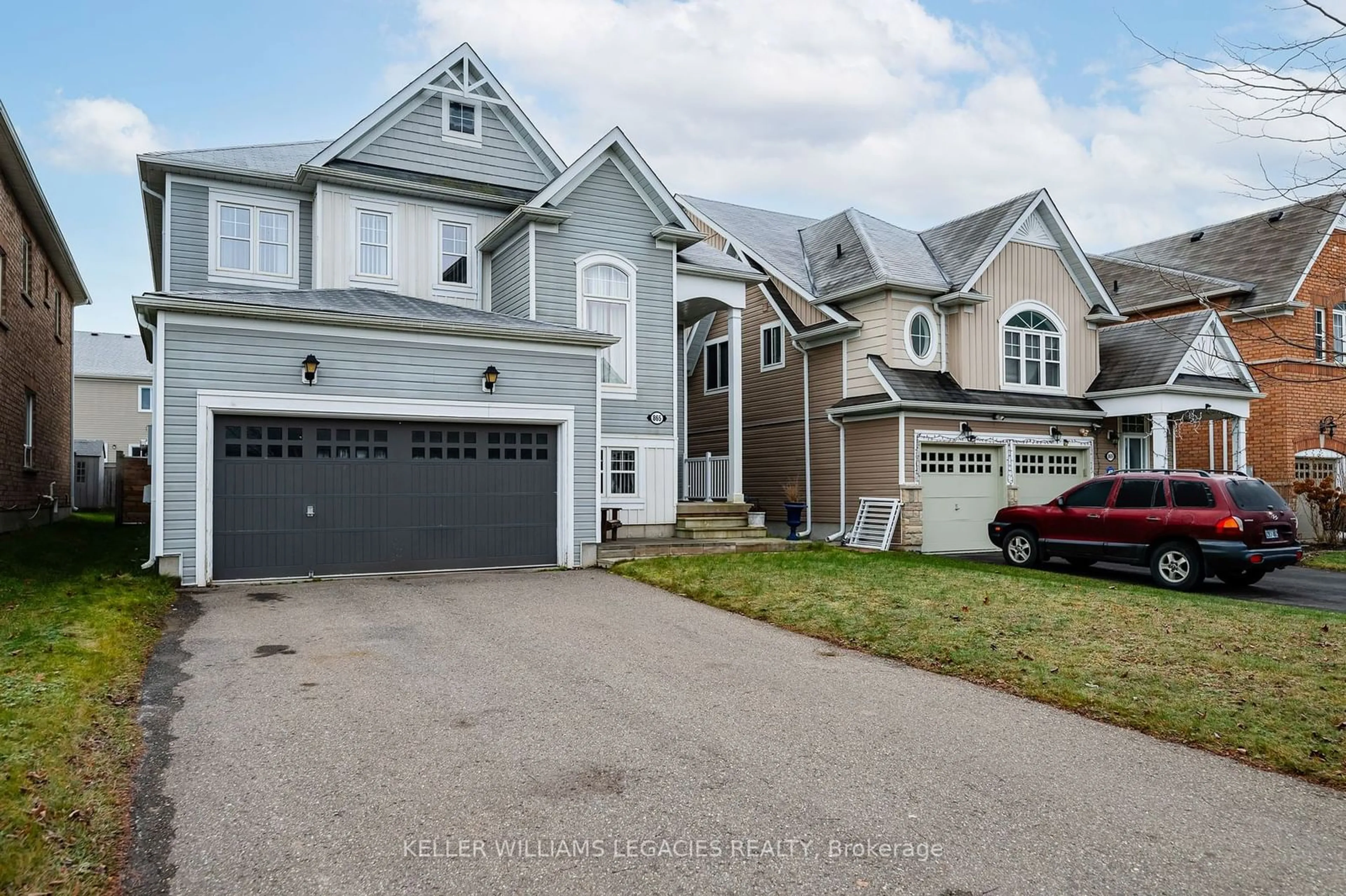 Frontside or backside of a home, the street view for 865 O'Reilly Cres, Shelburne Ontario L9V 2S7