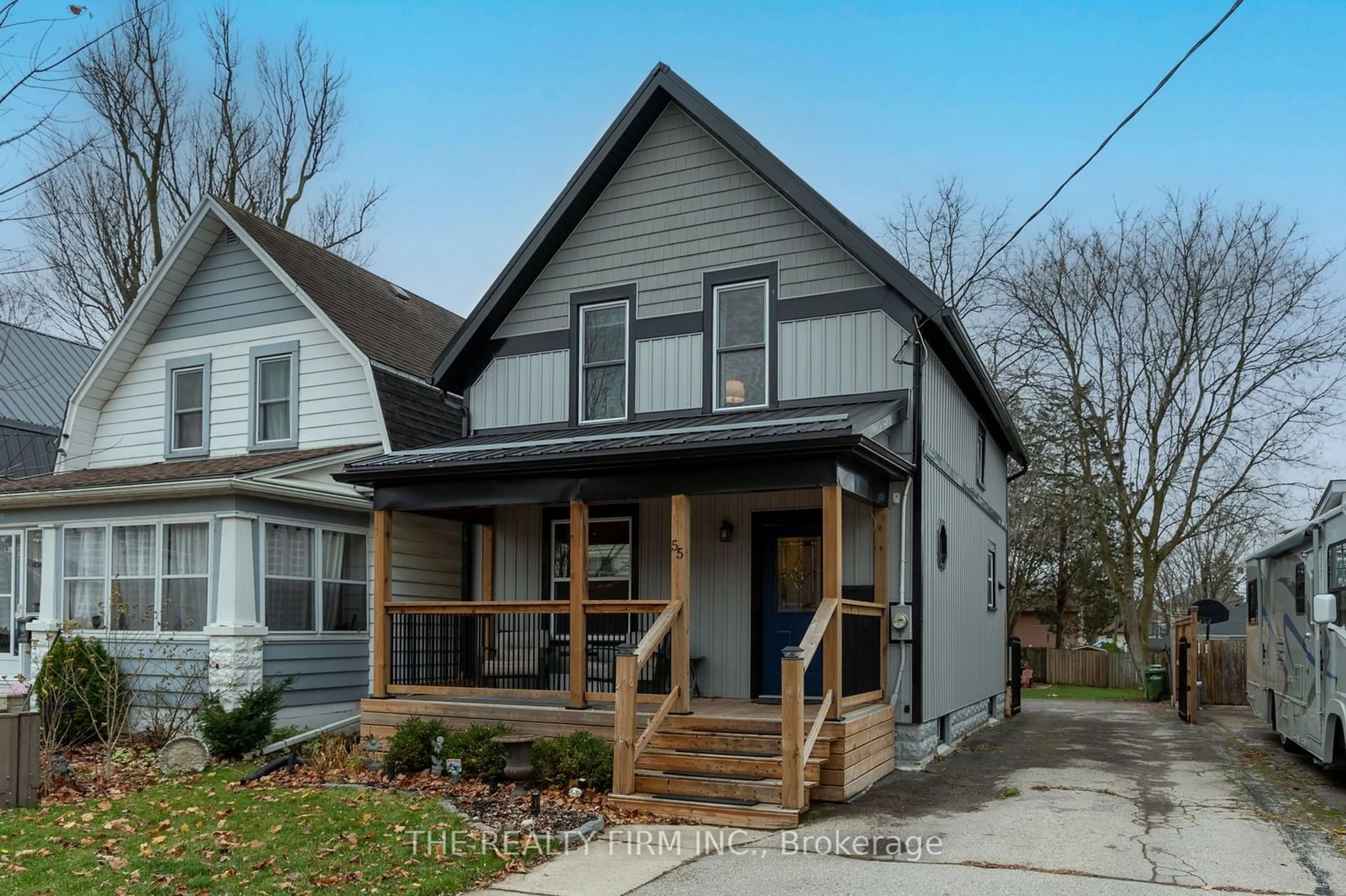 Frontside or backside of a home, cottage for 55 West Ave, St. Thomas Ontario N5R 3P6