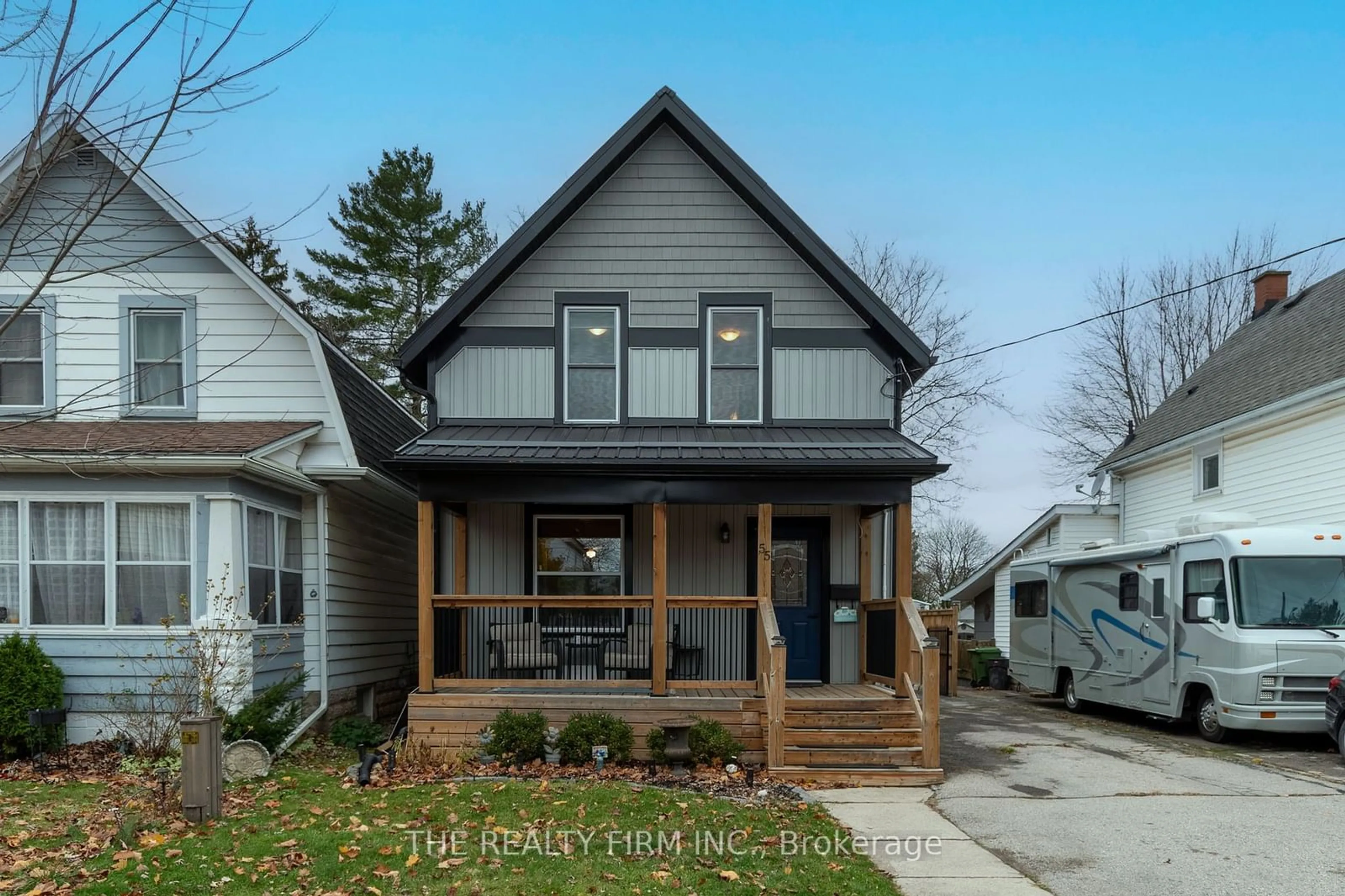 Frontside or backside of a home, cottage for 55 West Ave, St. Thomas Ontario N5R 3P6