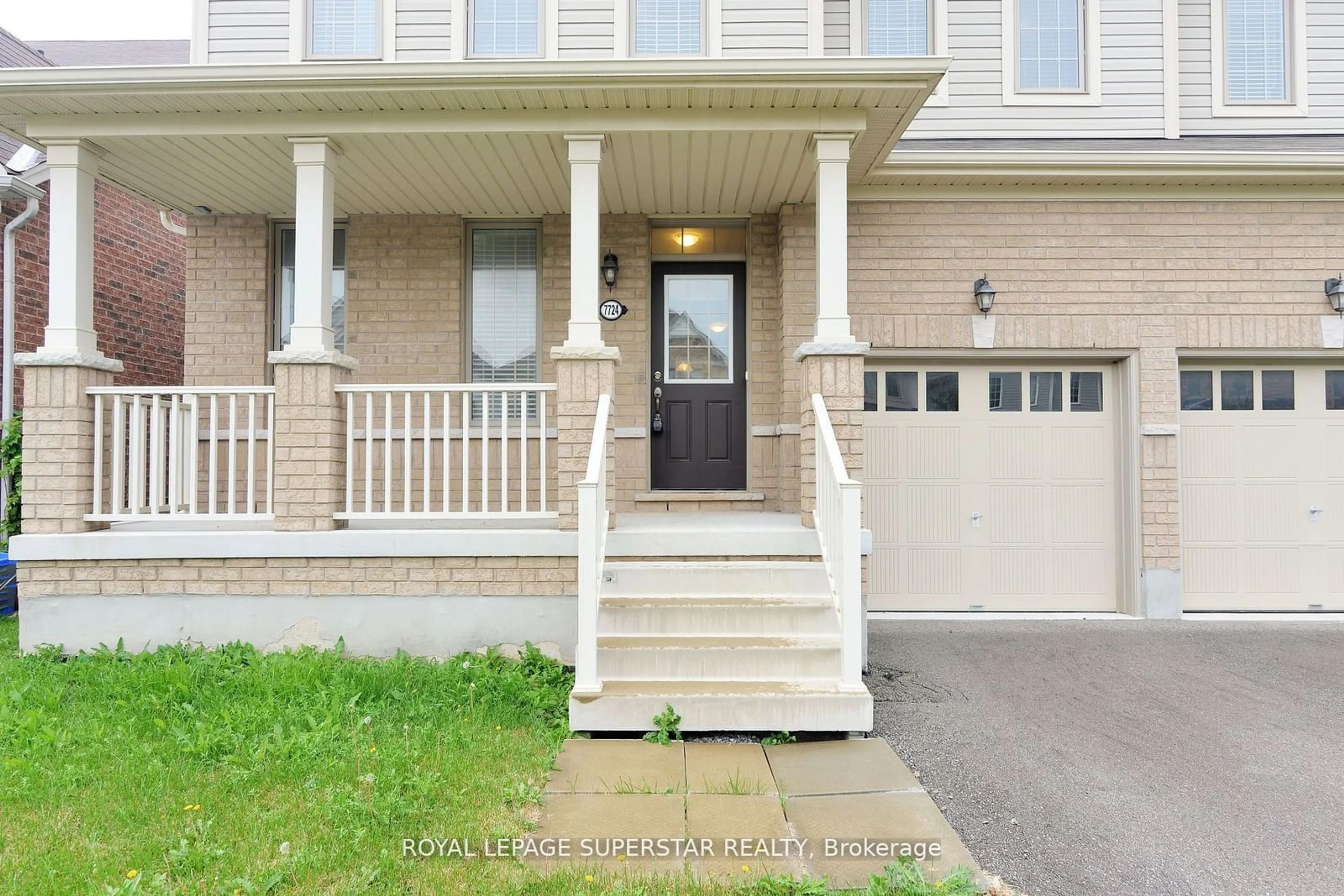 Frontside or backside of a home, the street view for 7724 Black Maple Dr, Niagara Falls Ontario L2H 0N7