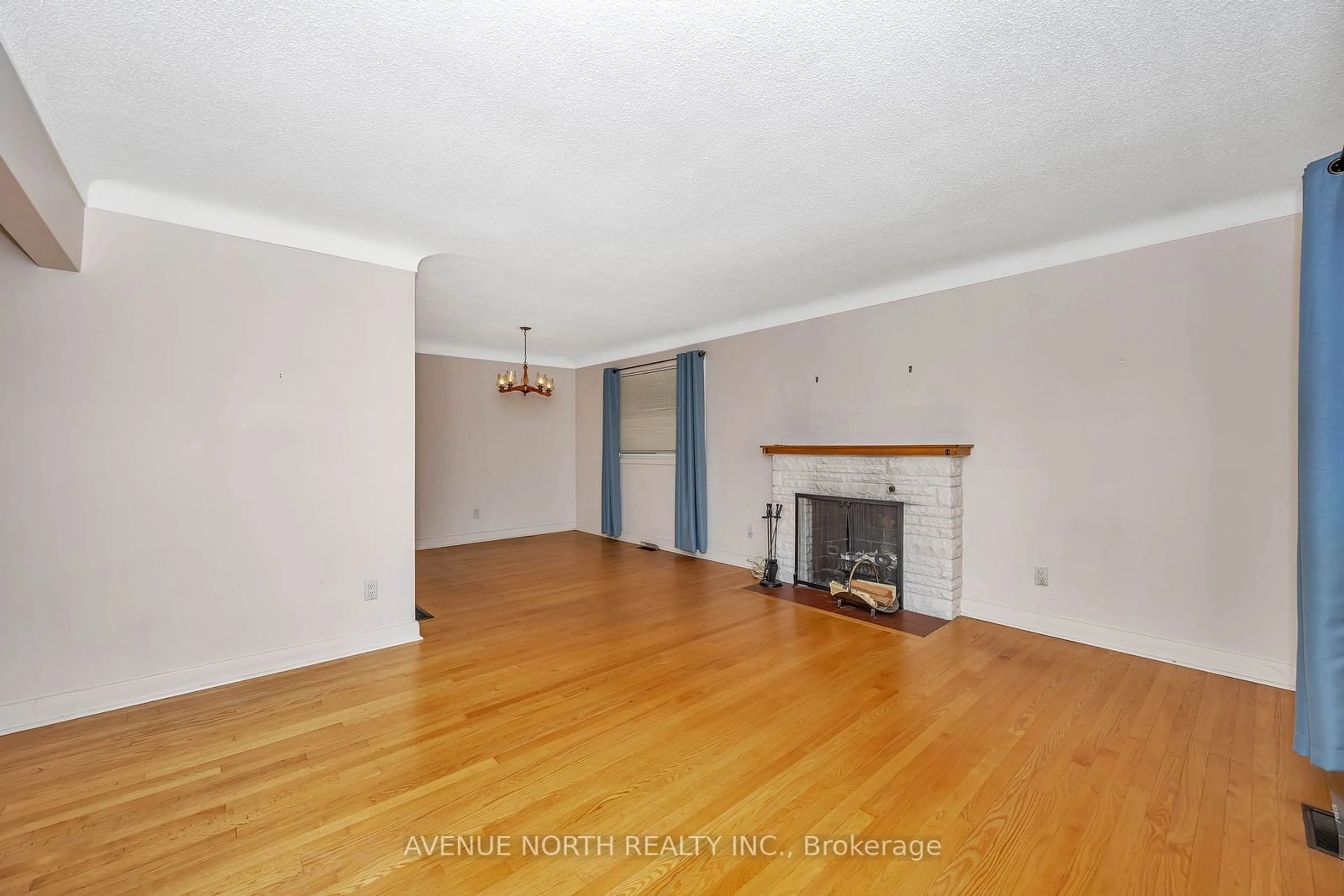 A pic of a room, wood floors for 213 ANCASTER Ave, Woodroffe Ontario K2B 5B2