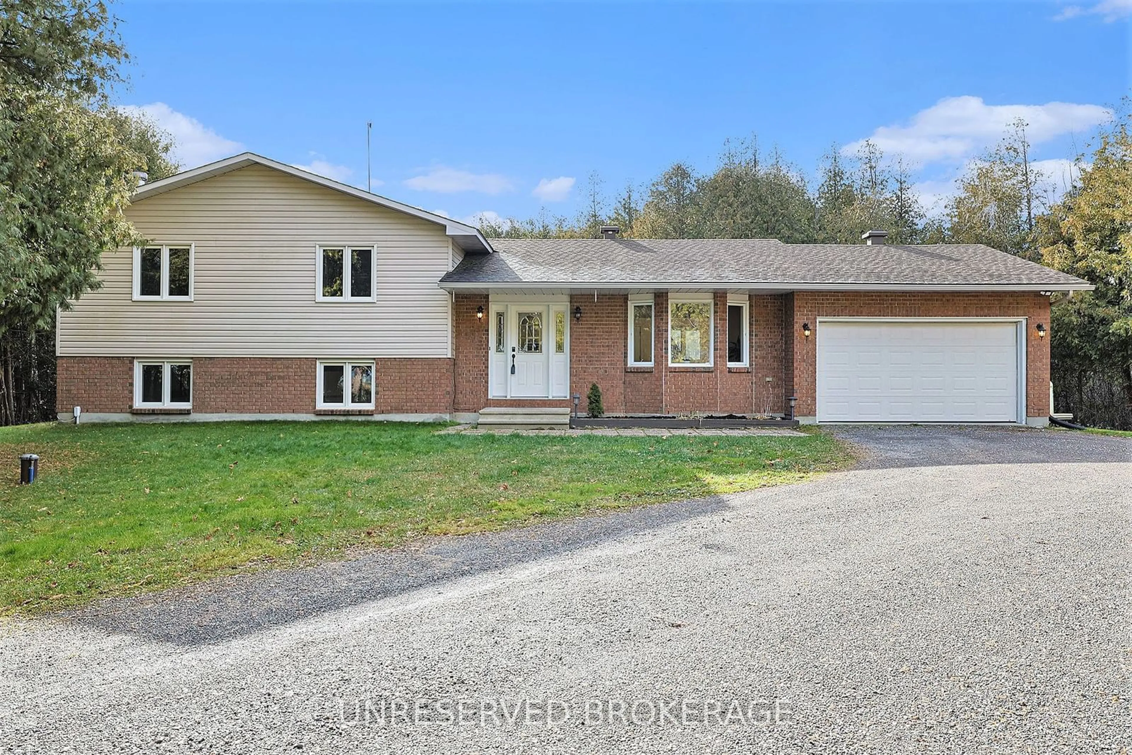 Frontside or backside of a home, cottage for 7795 Flewellyn Rd, Stittsville - Munster - Richmond Ontario K0A 1B0