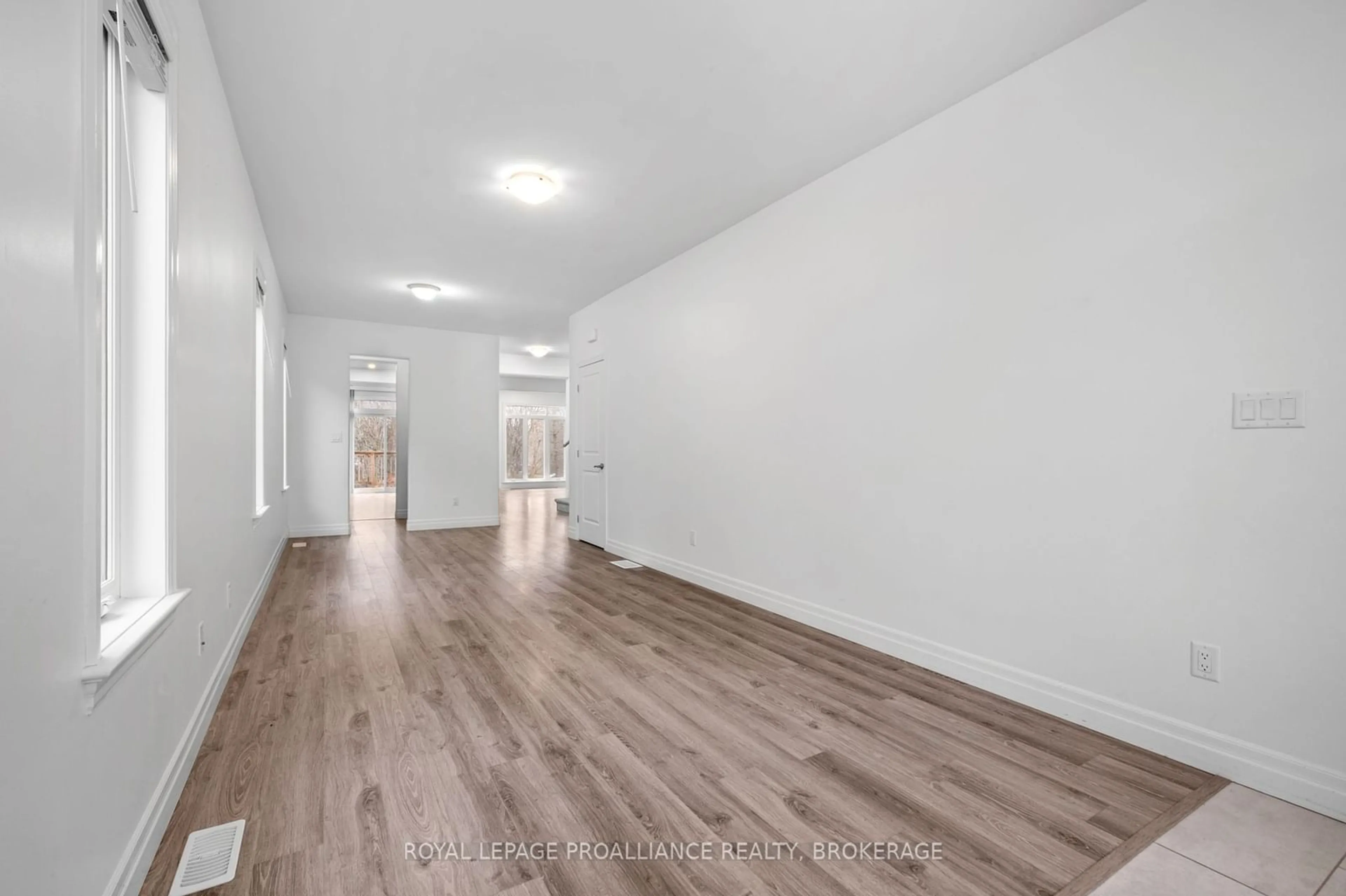 A pic of a room, wood floors for 1507 Berkshire Dr, Kingston Ontario K7P 2Y7