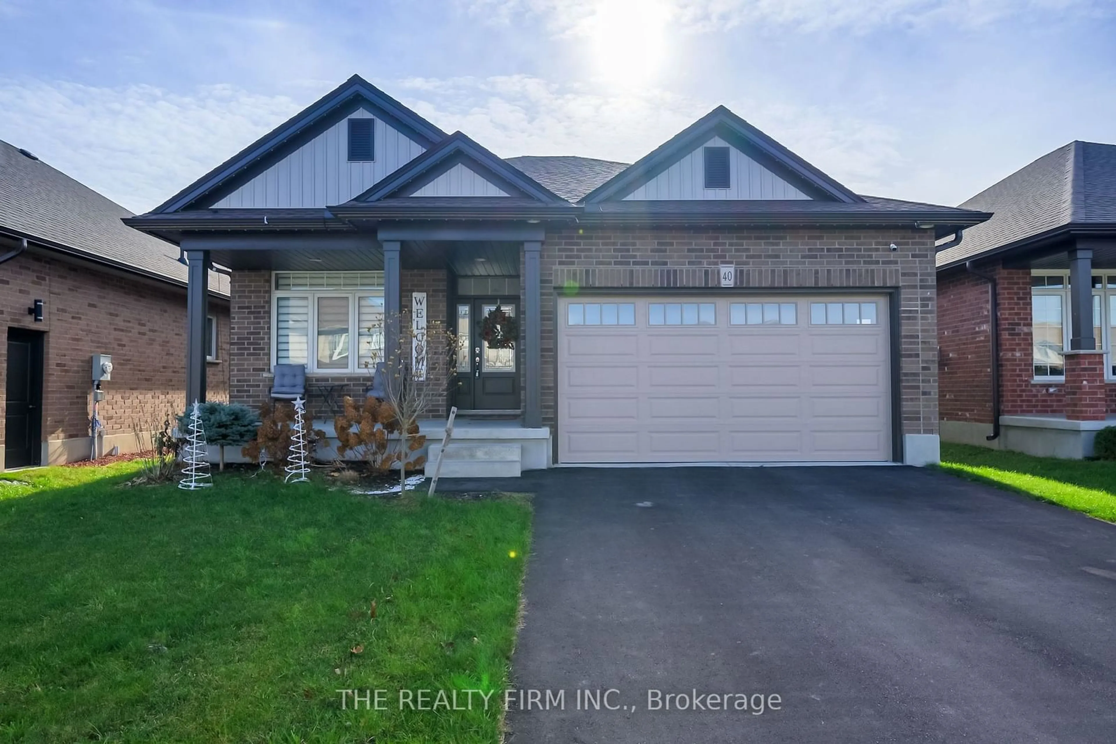 Frontside or backside of a home, the street view for 40 Freeman Lane, Central Elgin Ontario N5P 0E4