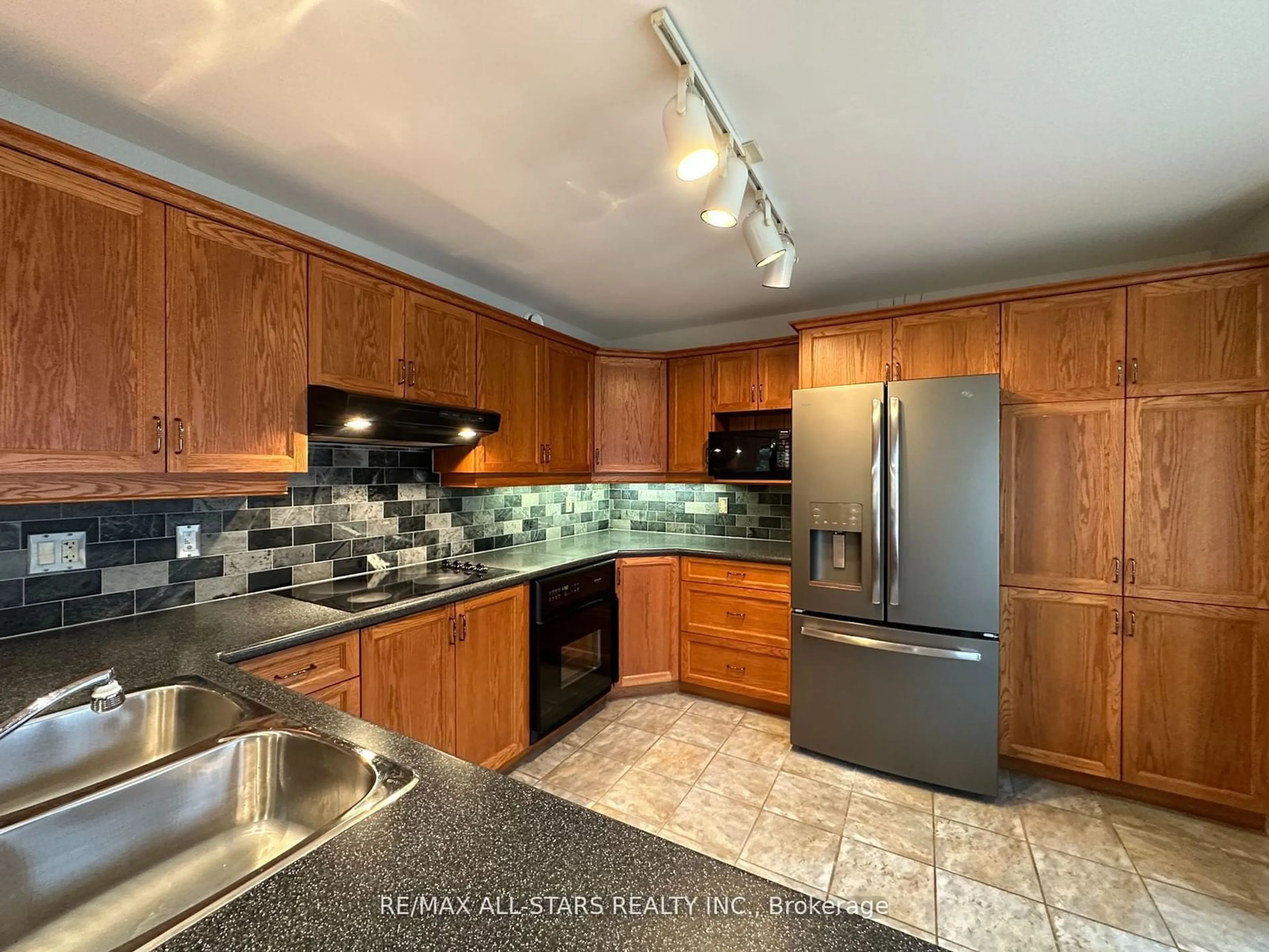 Standard kitchen, wood floors for 22 Ports Dr, Kawartha Lakes Ontario K0M 1A0