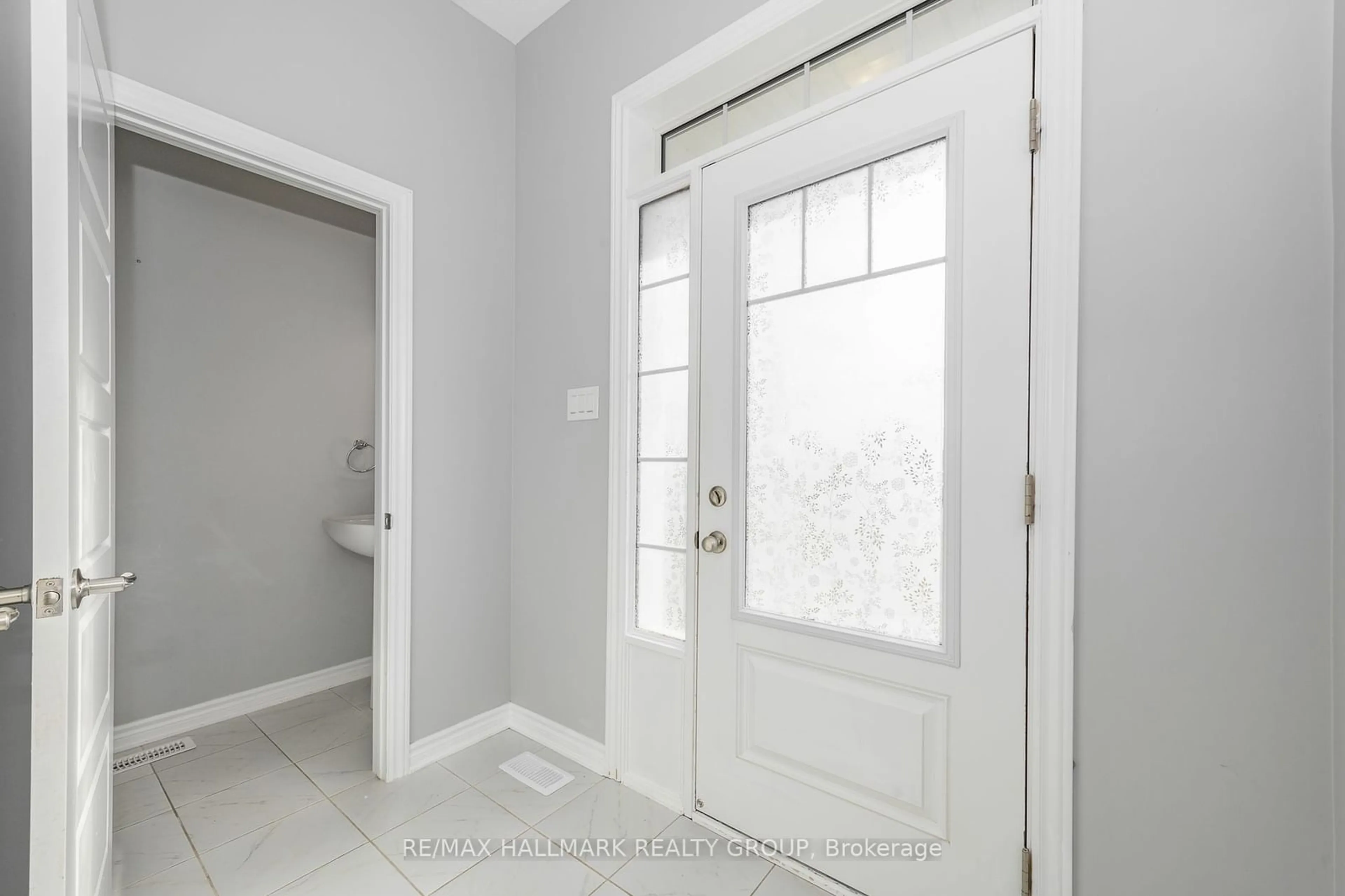 Indoor entryway, not visible floor for 547 Catleaf Row, Orleans - Cumberland and Area Ontario K4A 5J3