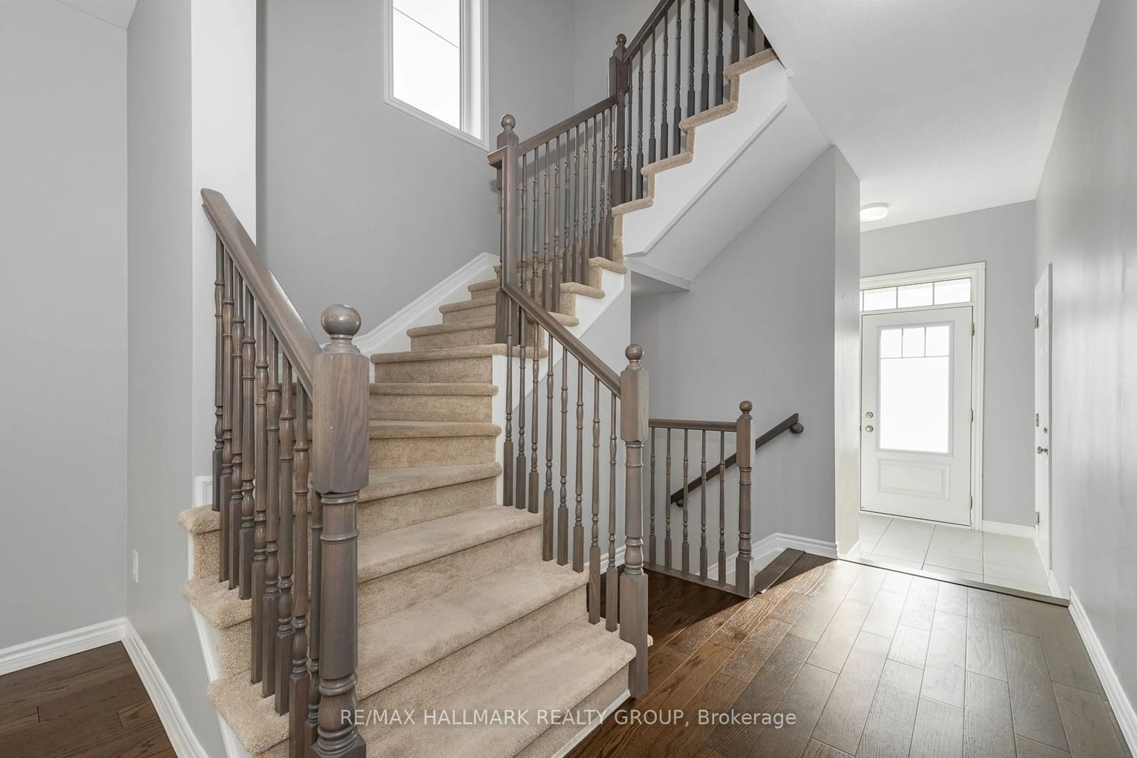 Stairs for 547 Catleaf Row, Orleans - Cumberland and Area Ontario K4A 5J3