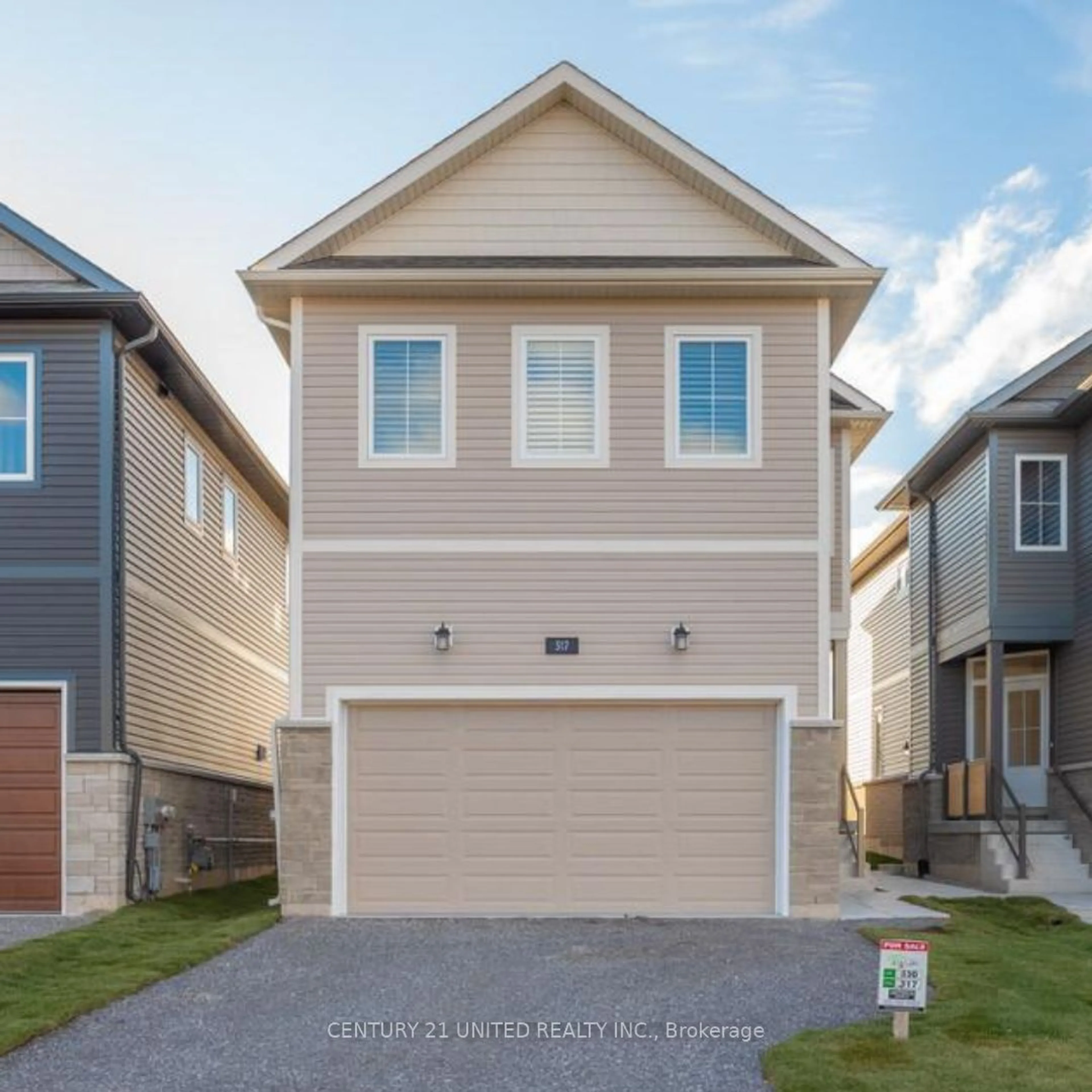 Frontside or backside of a home, the street view for 317 Mullighan Gdns, Smith-Ennismore-Lakefield Ontario K9K 0G3