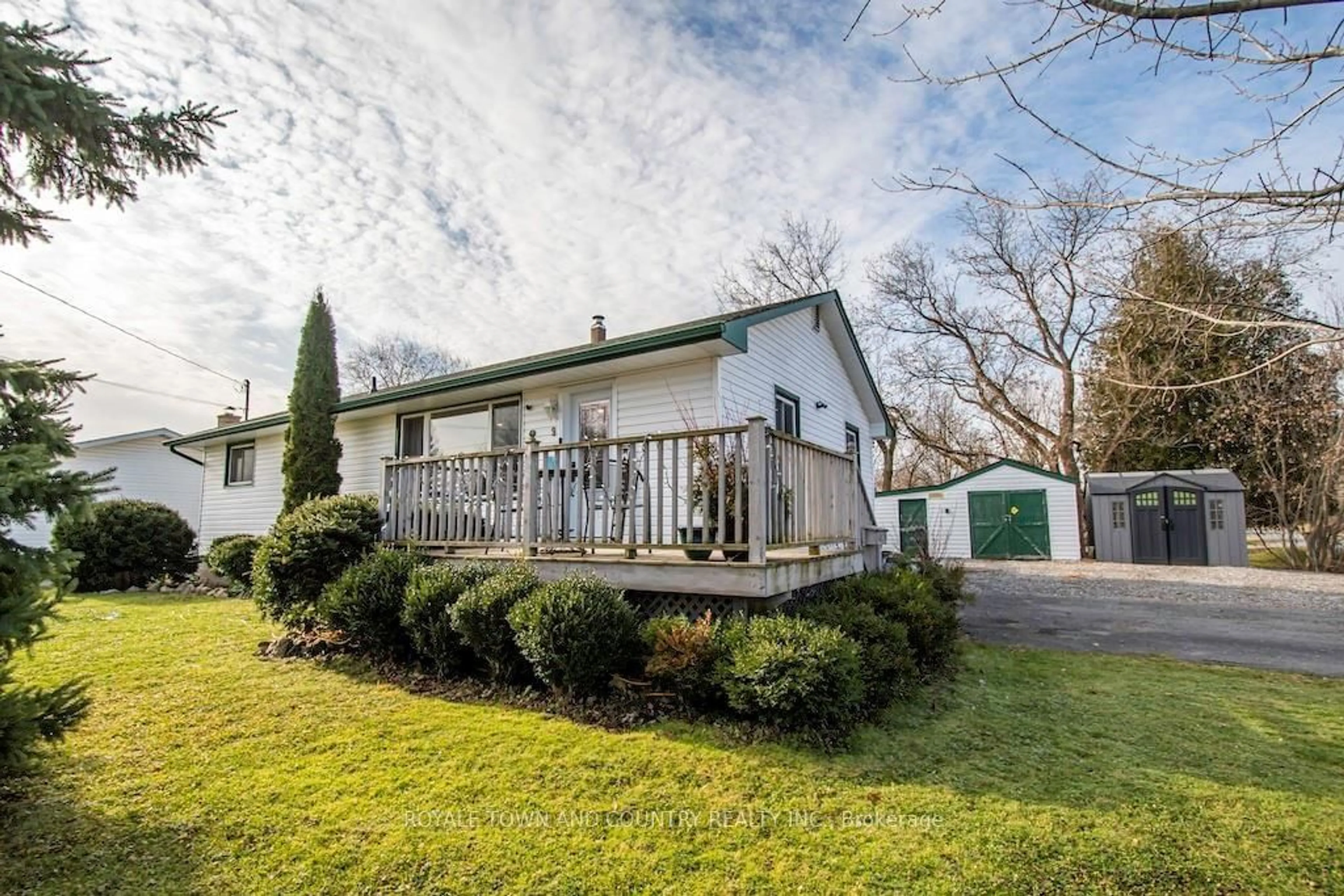 Frontside or backside of a home, cottage for 9 Deane St, Kawartha Lakes Ontario K0L 2W0