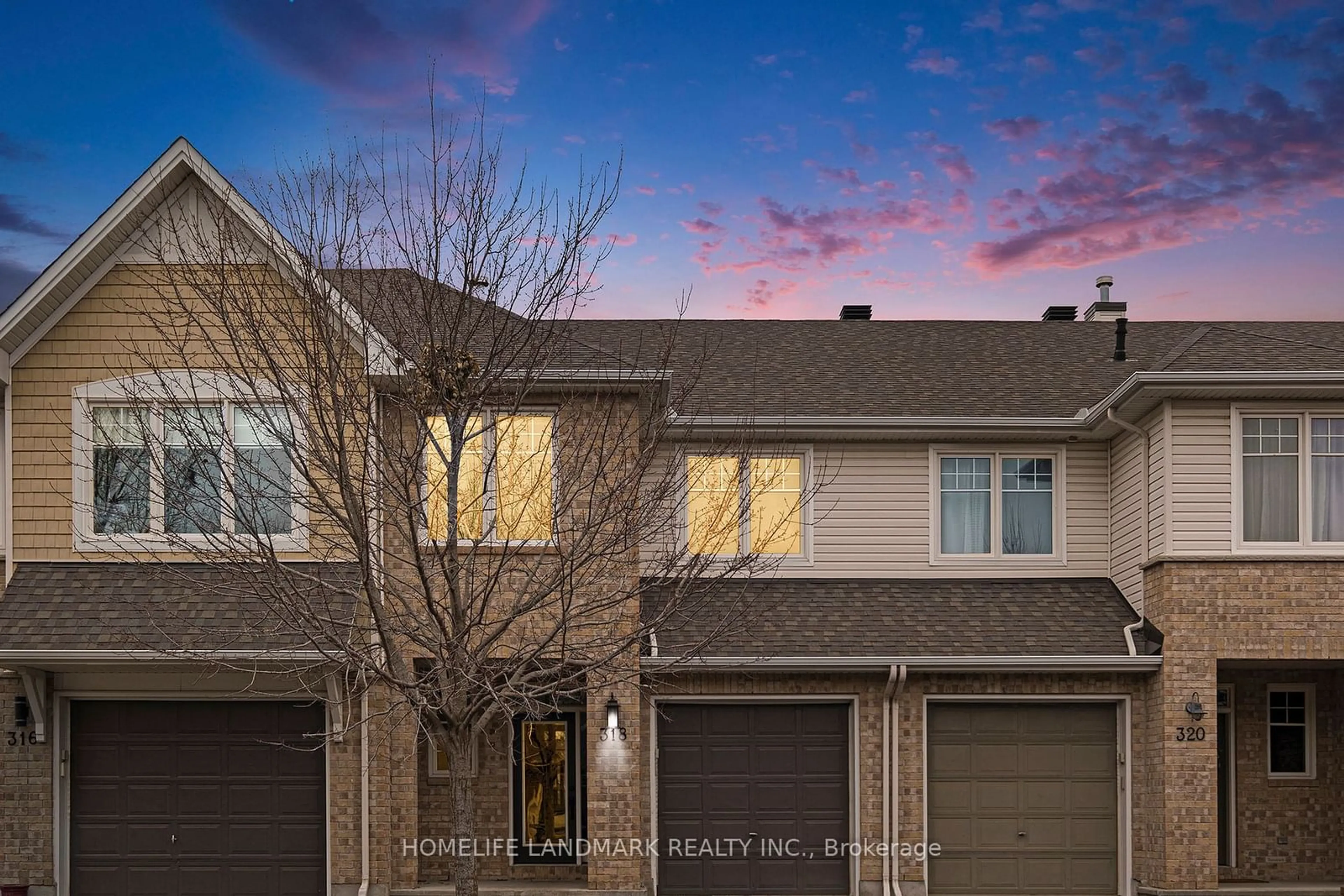 A pic from exterior of the house or condo, the front or back of building for 318 Widgeon Way, Blossom Park - Airport and Area Ontario K1T 0G1