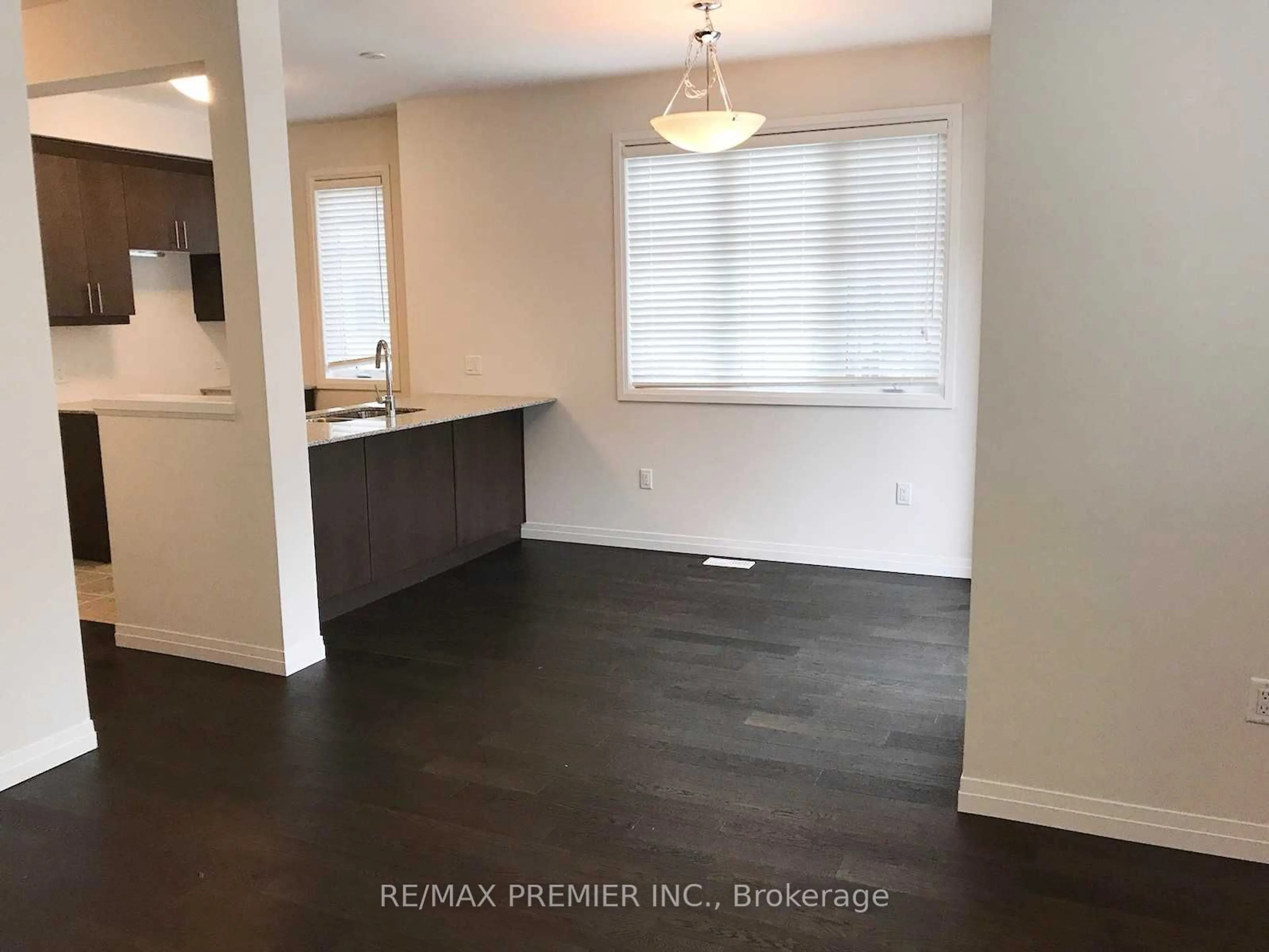 A pic of a room, wood floors for 60 Farley Lane, Hamilton Ontario L9G 0H2