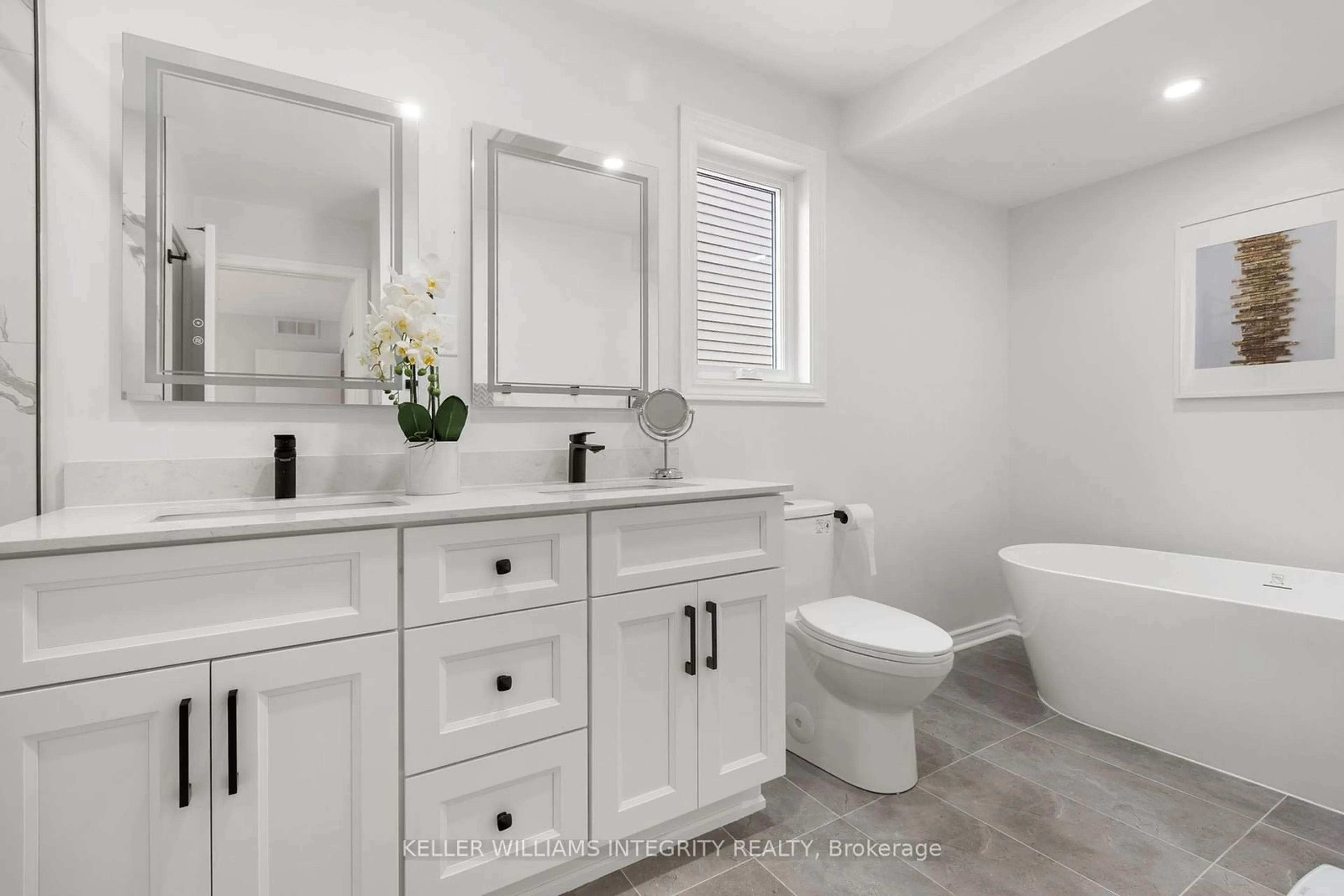 Contemporary bathroom, wood floors for 17 Welby Crt, Hunt Club - Windsor Park Village and Area Ontario K1V 0H7