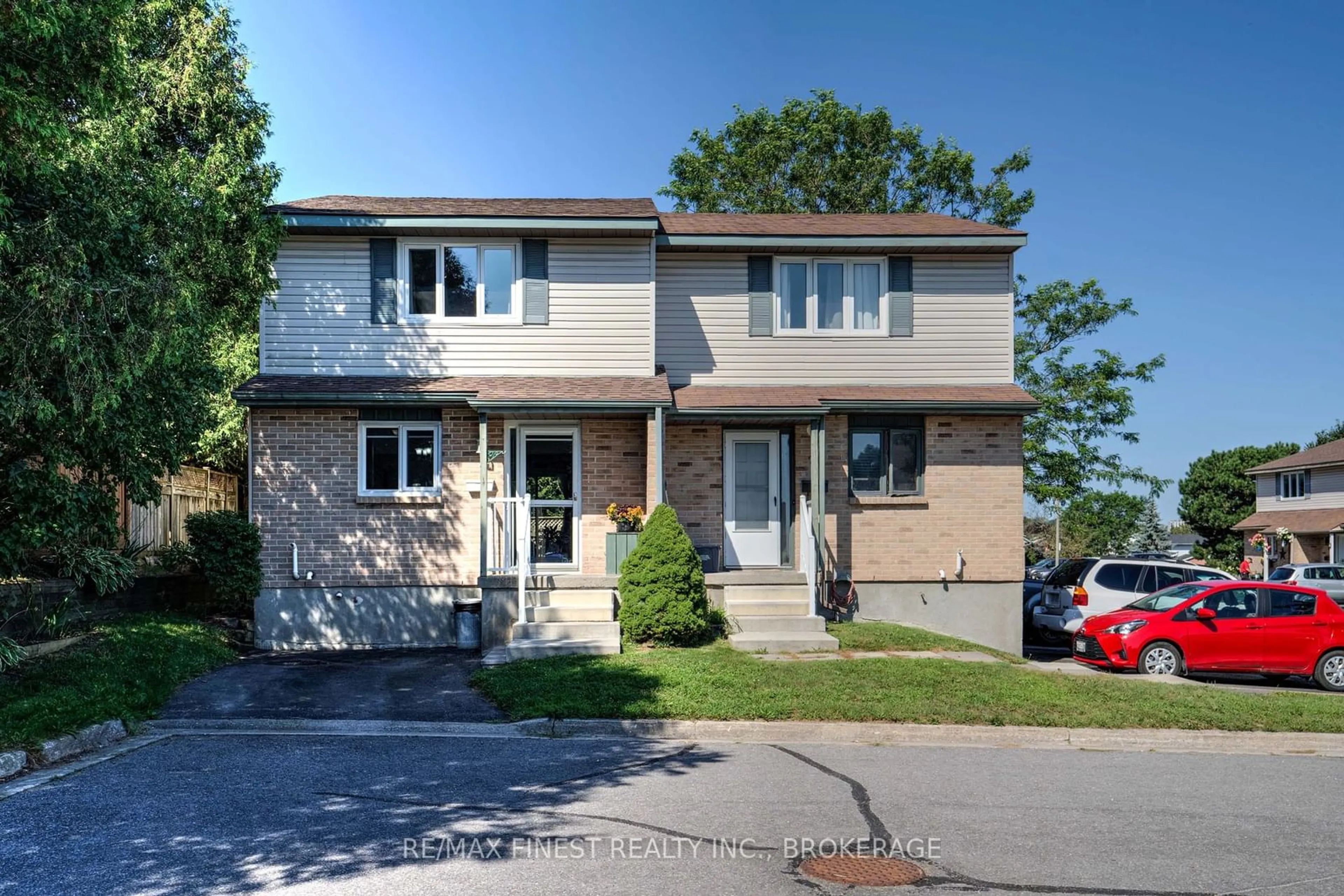 A pic from exterior of the house or condo, the street view for 22 COVENTRY Cres, Kingston Ontario K7M 7S2