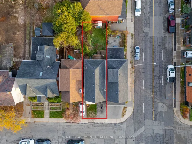 Additional property image - 528 Hughson St
