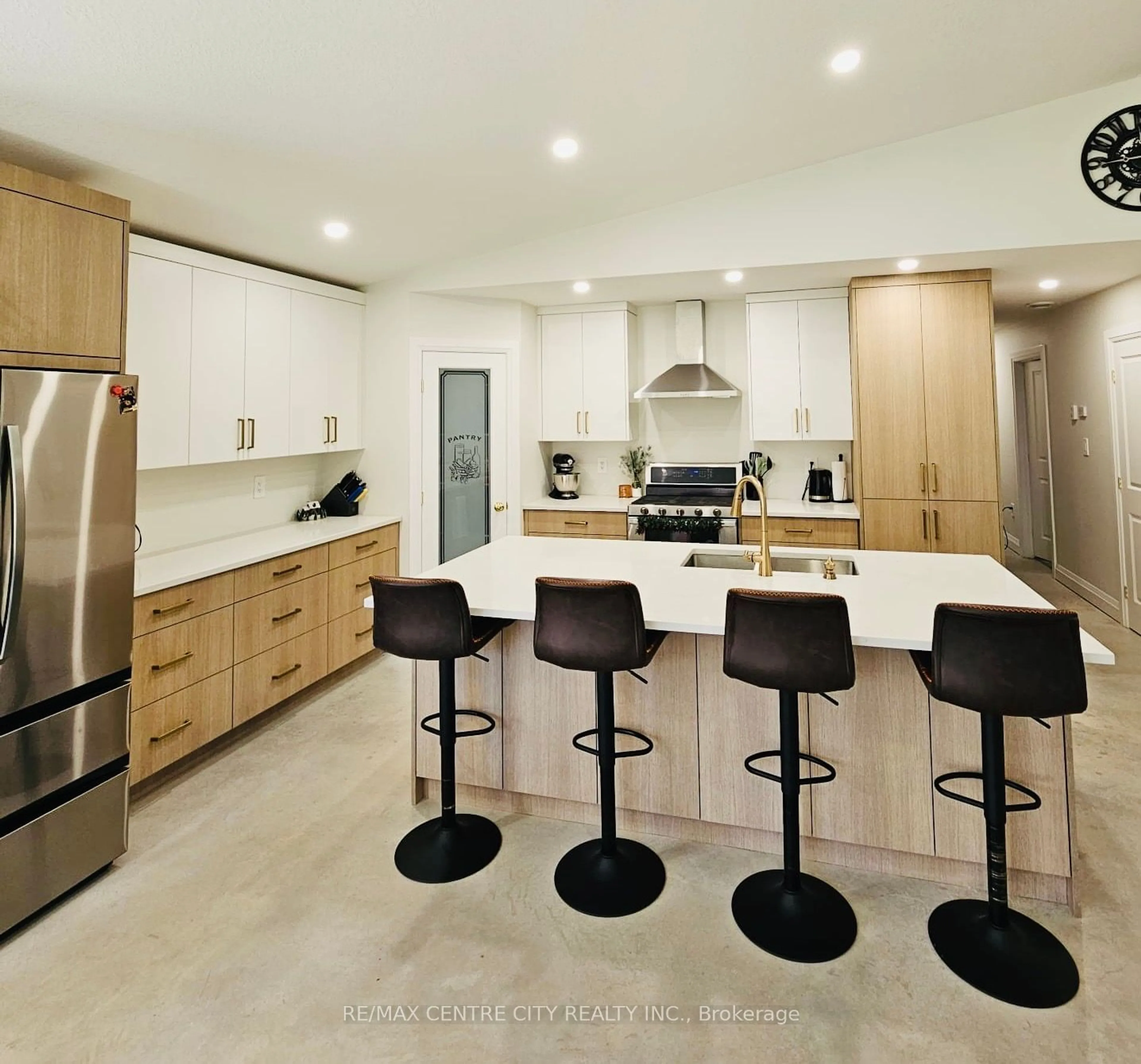 Contemporary kitchen, wood floors for 1714 E Quarter Line Rd, Norfolk Ontario N0E 1G0