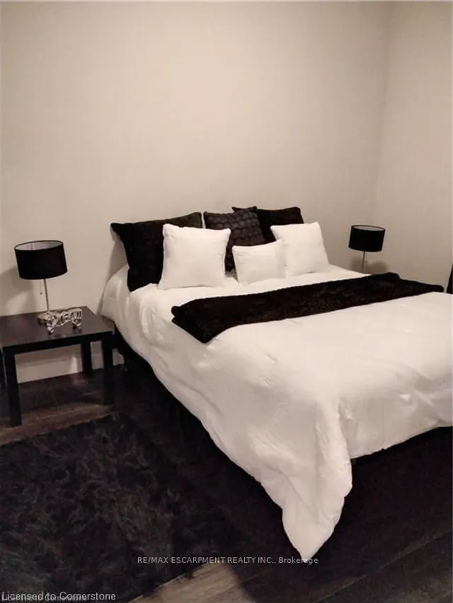 Additional property image - 15 Queen St Unit 2304