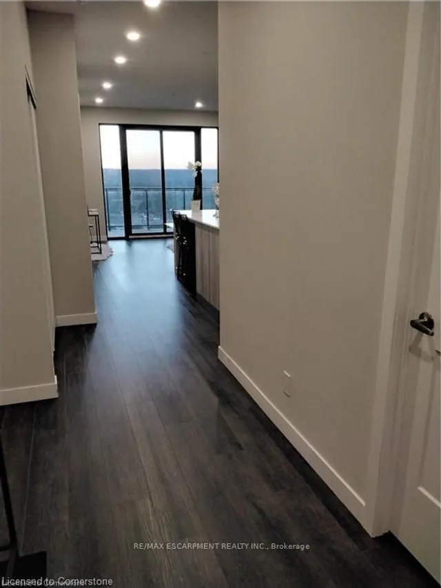 Additional property image - 15 Queen St Unit 2304