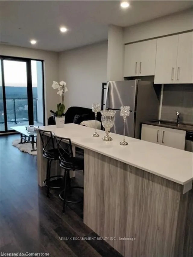 Additional property image - 15 Queen St Unit 2304
