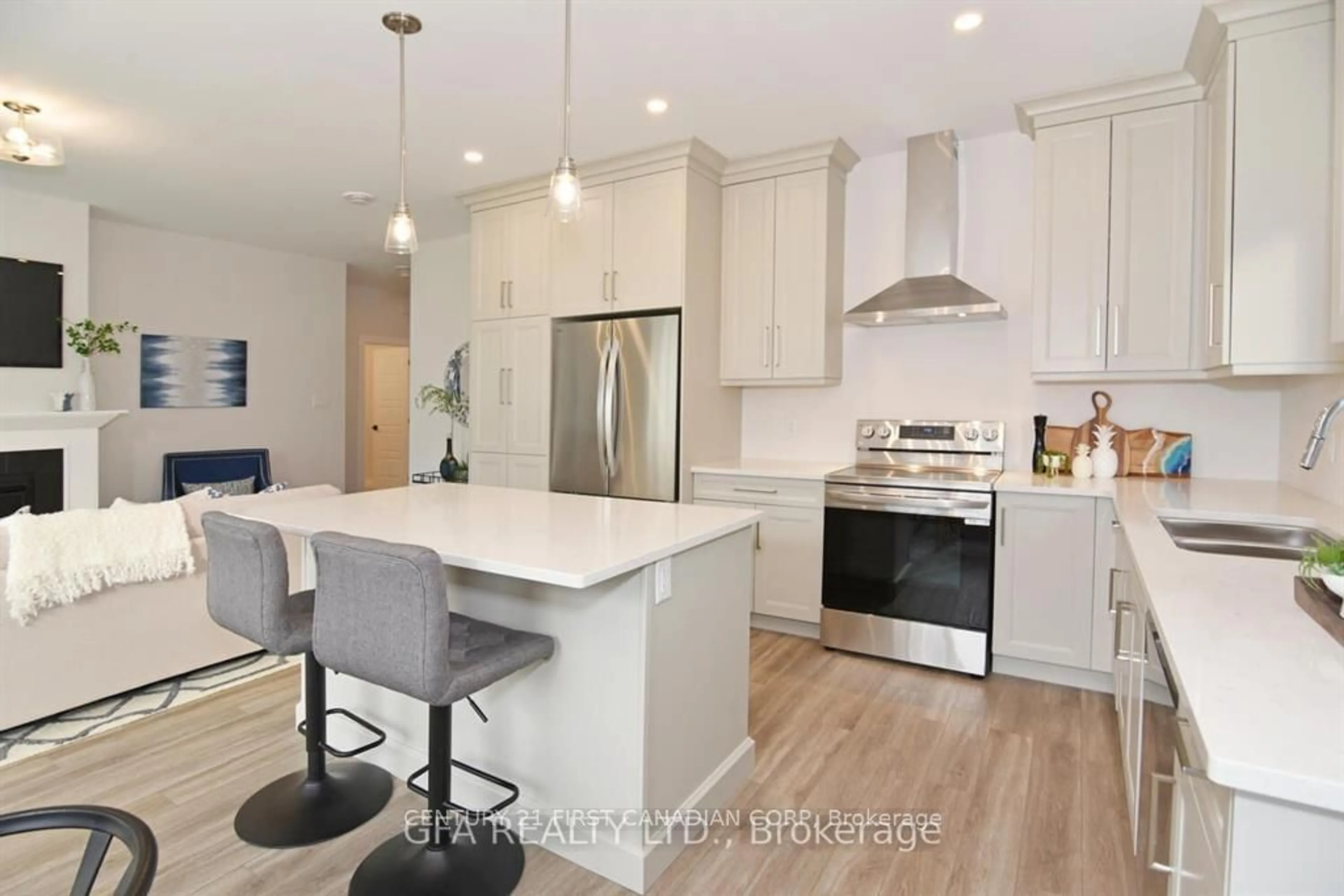 Open concept kitchen for 403 Breakwater Blvd, Central Elgin Ontario N5L 0B5