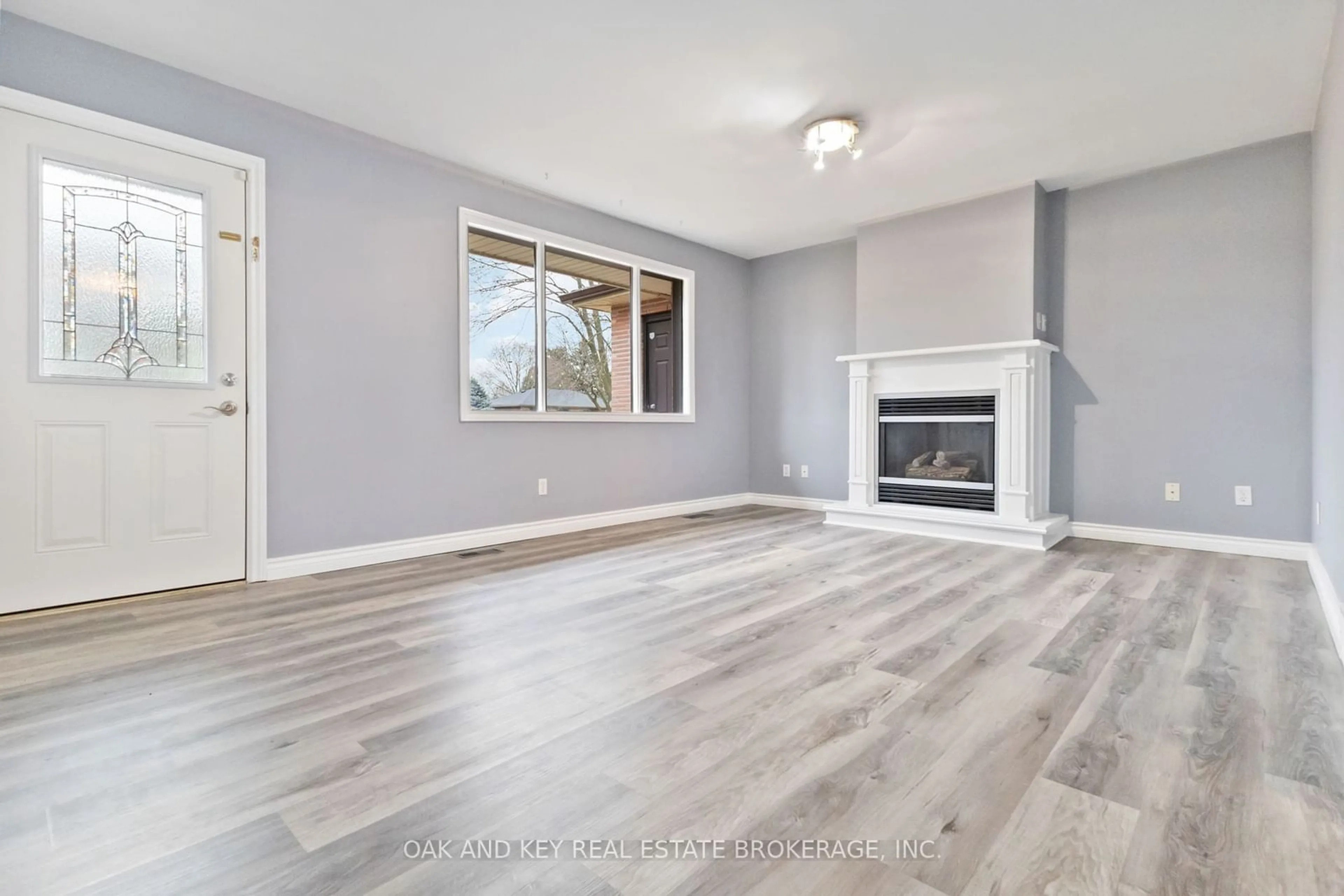 A pic of a room, wood floors for 1171 Lancaster St, London Ontario N5V 2L4