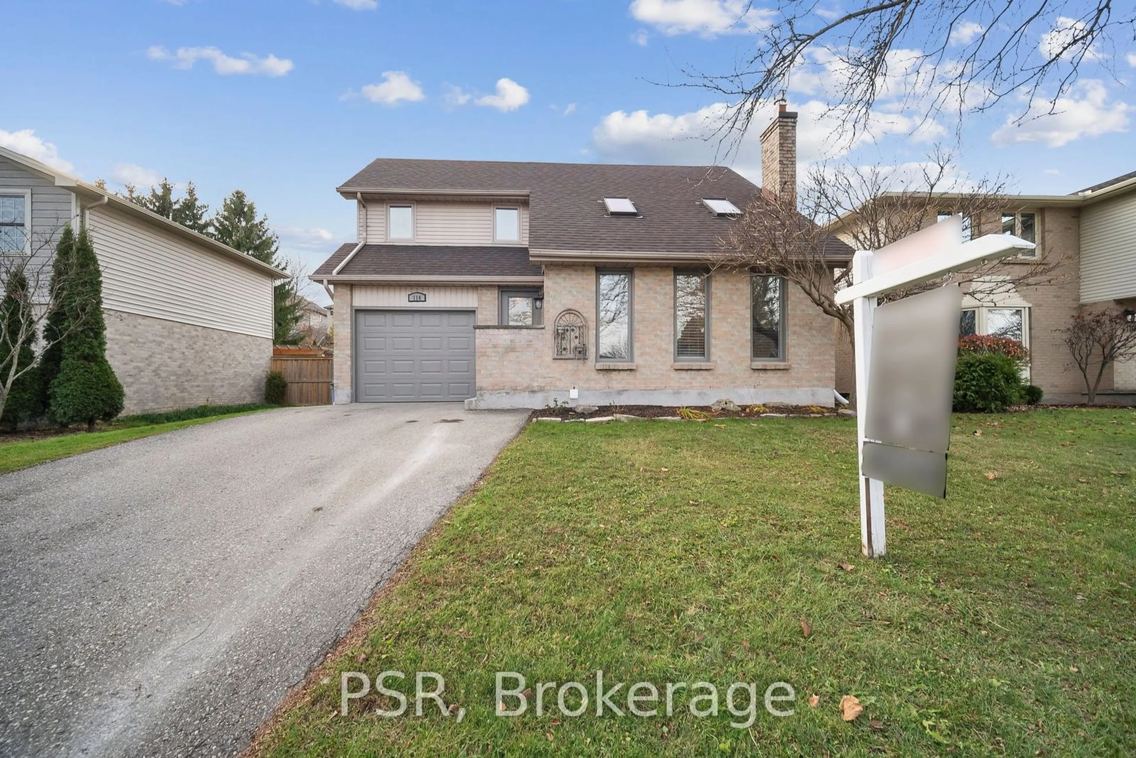 Frontside or backside of a home, the street view for 114 Chalet Cres, London Ontario N6R 3C6