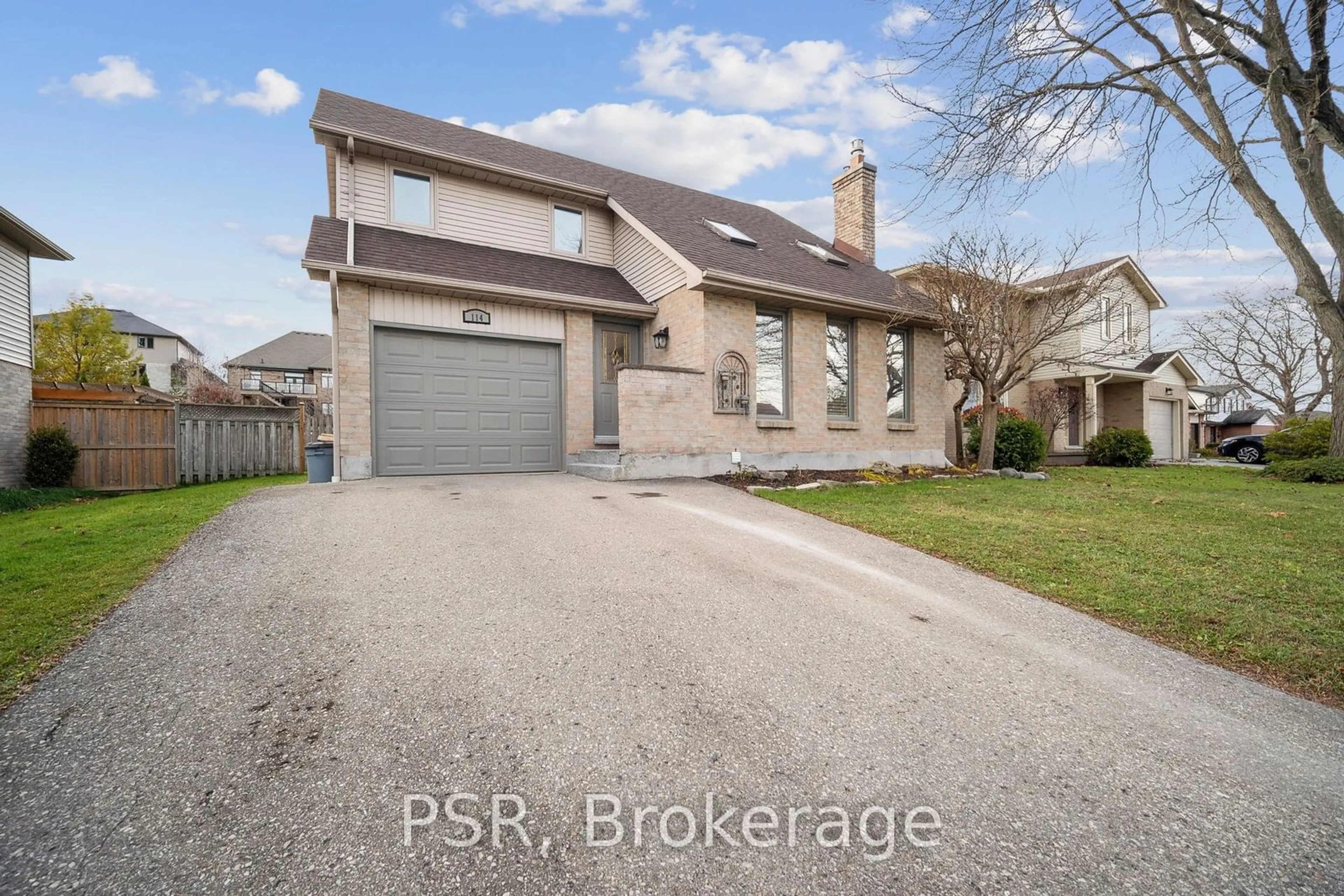 Frontside or backside of a home, the street view for 114 Chalet Cres, London Ontario N6R 3C6