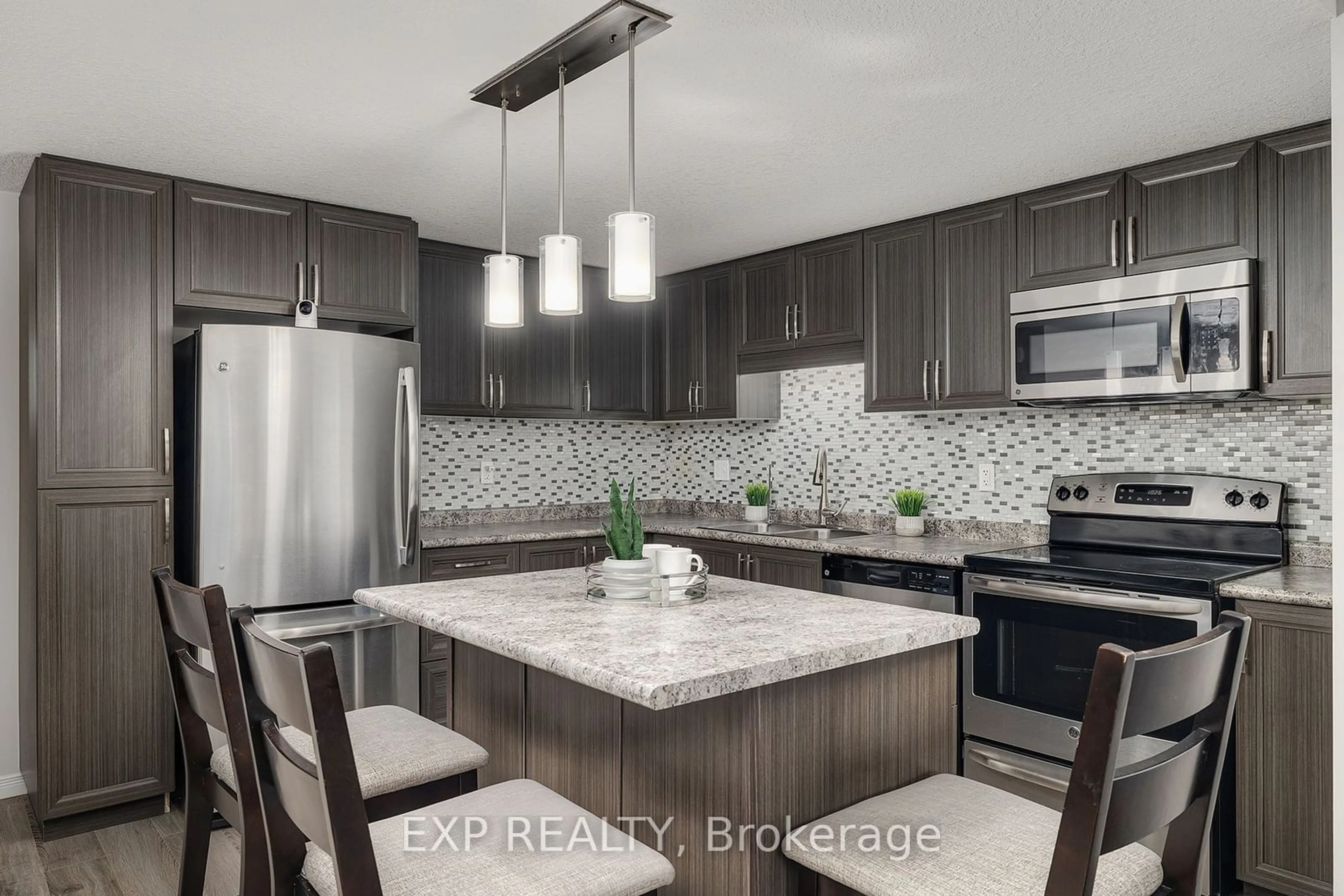 Open concept kitchen for 1674 Fischer Hallman Rd #G, Kitchener Ontario N2R 0H9