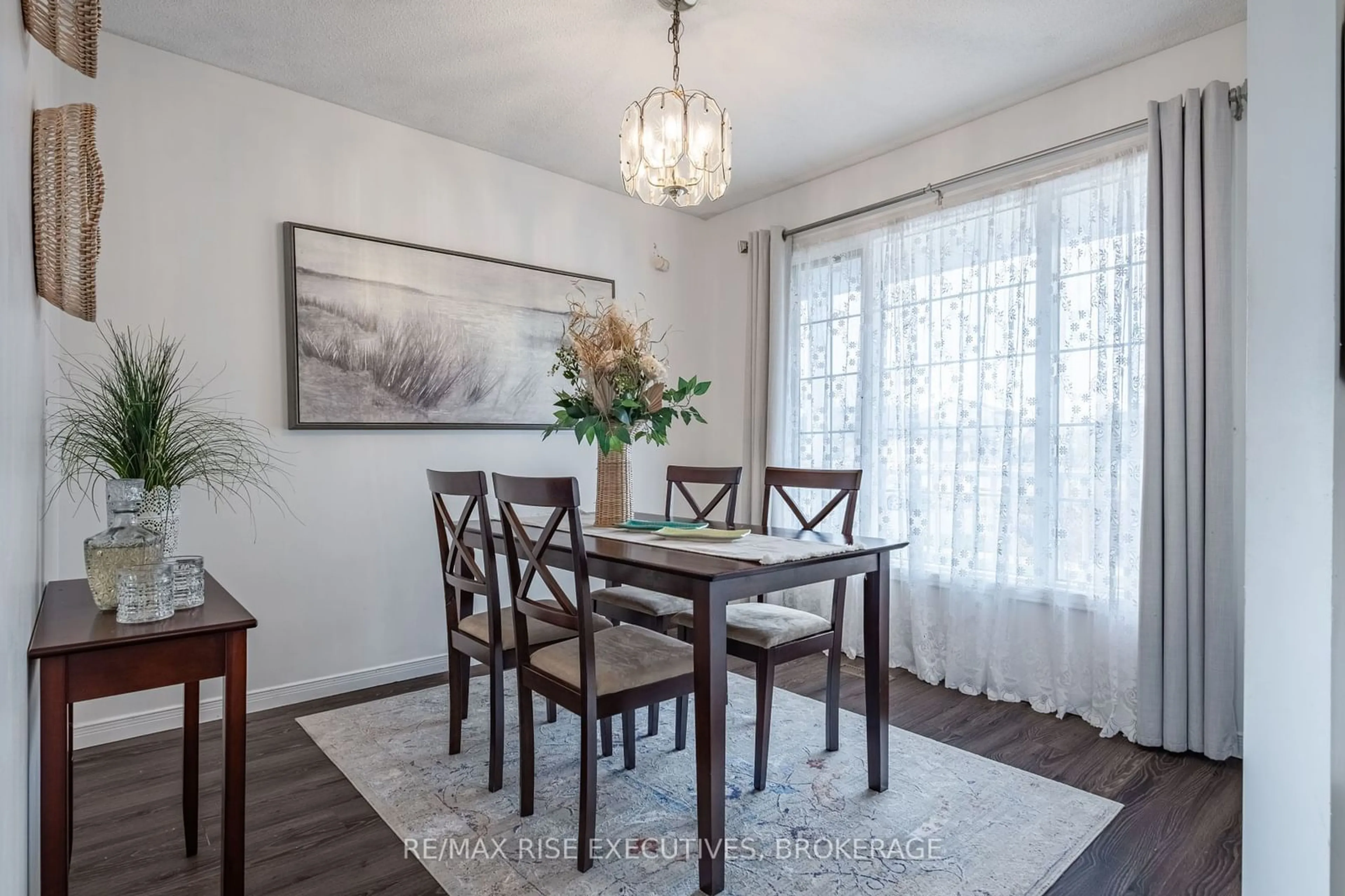 Dining room, wood floors, cottage for 1065 Regatta Crt, Kingston Ontario K7M 8R2