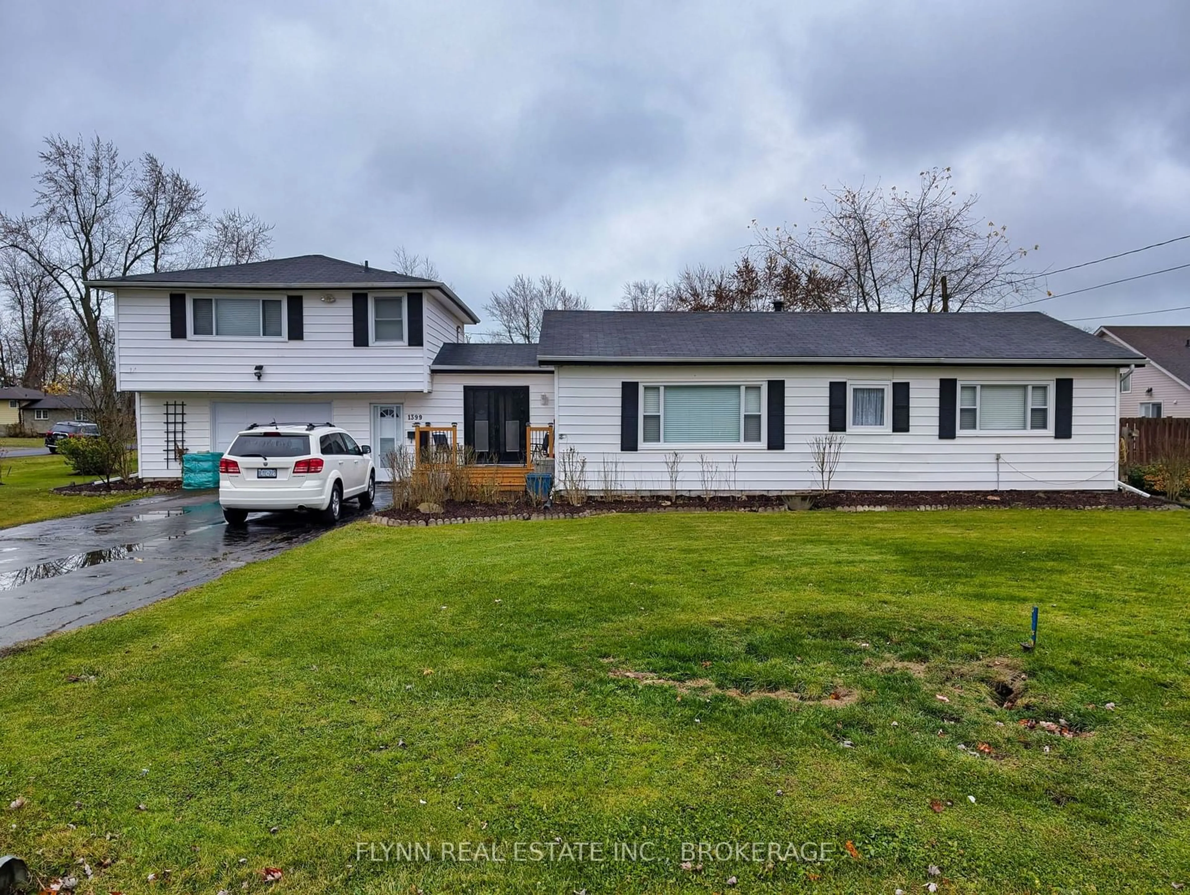 Frontside or backside of a home, the fenced backyard for 1399 PHILLIPS St, Fort Erie Ontario L2A 3C4