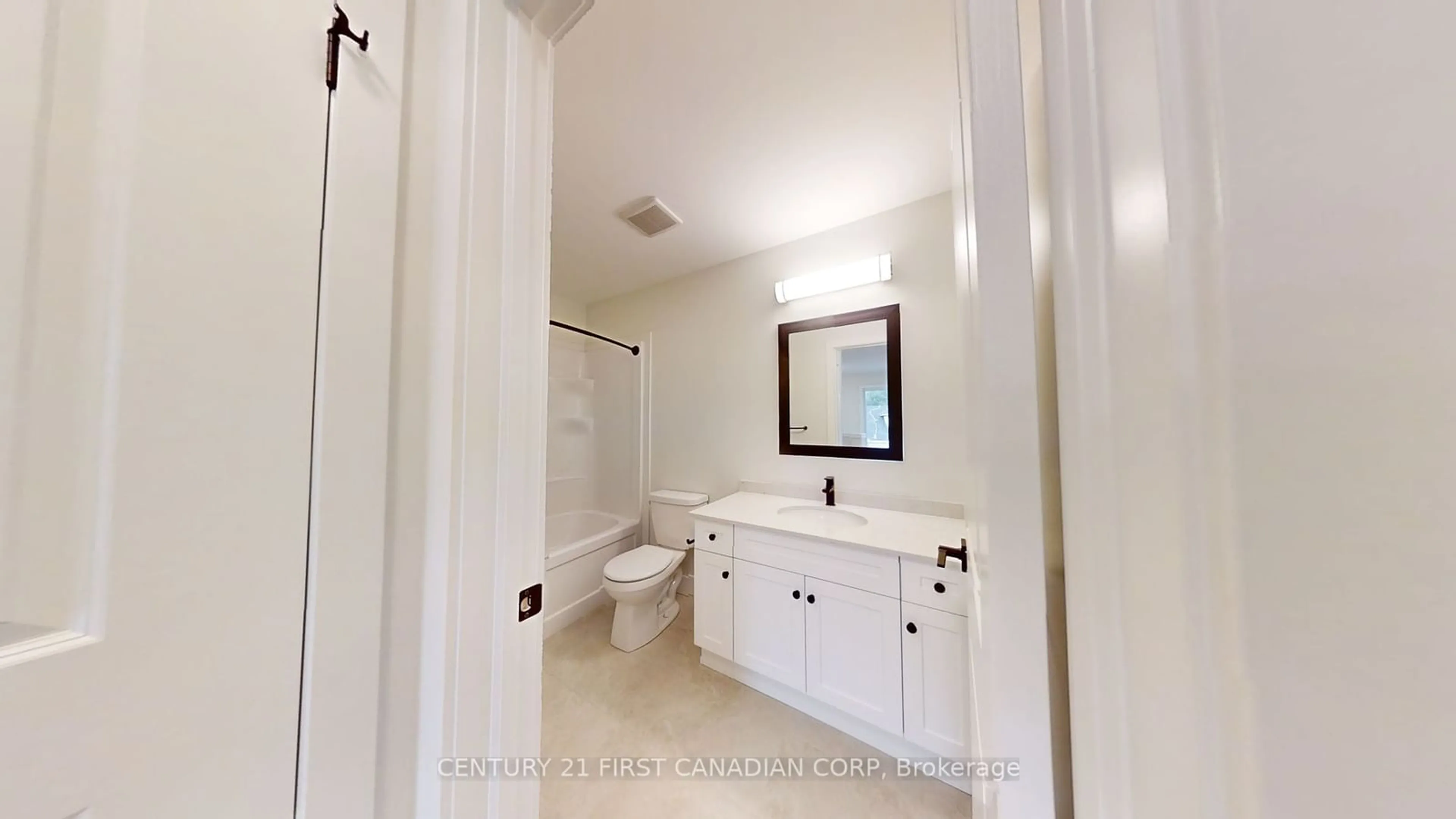 Bathroom, not visible floor for 1960 Evans Blvd #125, London Ontario N6M 0A2