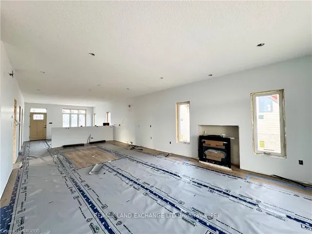 358 IVINGS Dr, Saugeen Shores 2