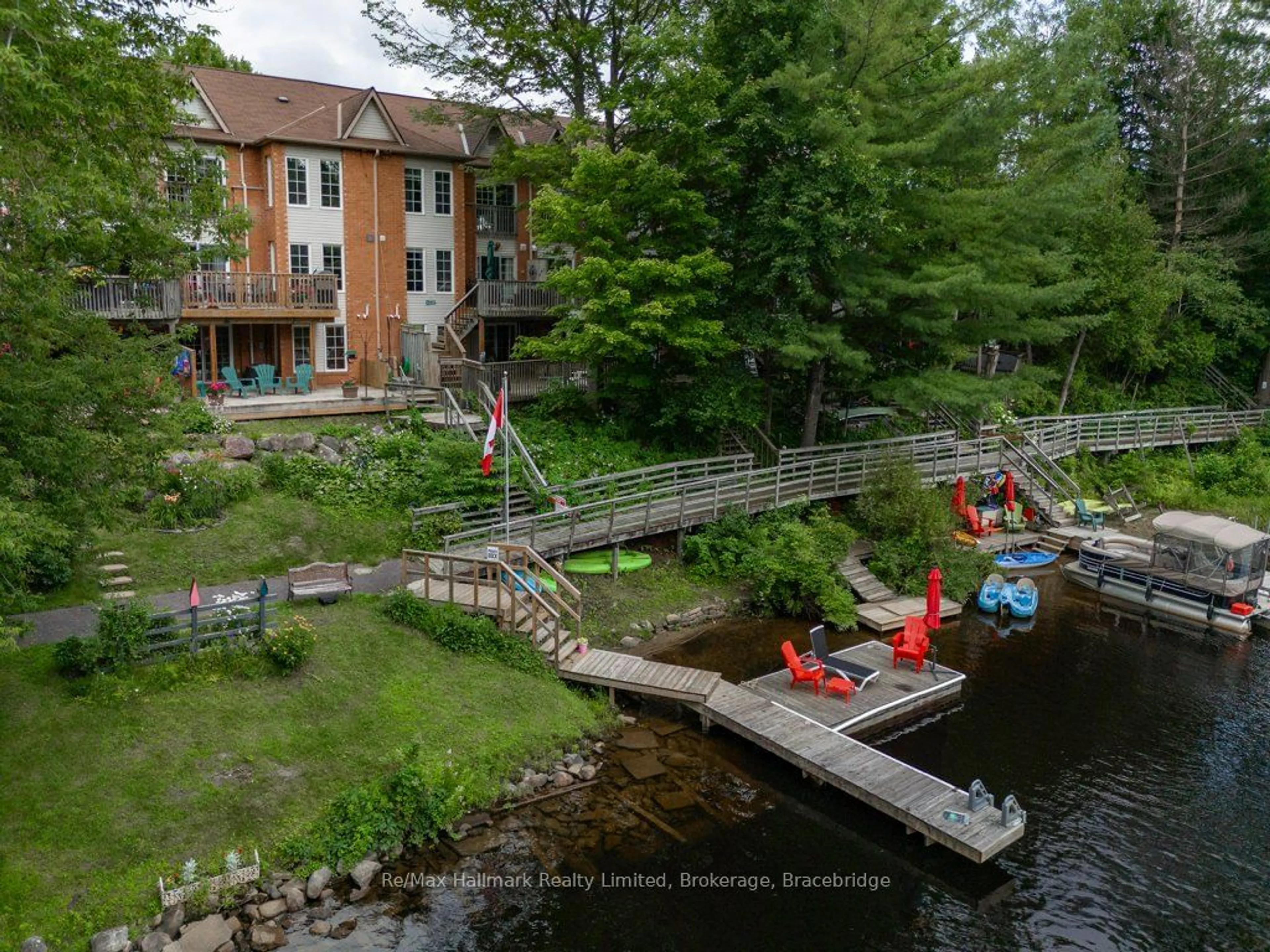 A pic from outside/outdoor area/front of a property/back of a property/a pic from drone, water/lake/river/ocean view for 20 LIZA Cres, Bracebridge Ontario P1L 1G4