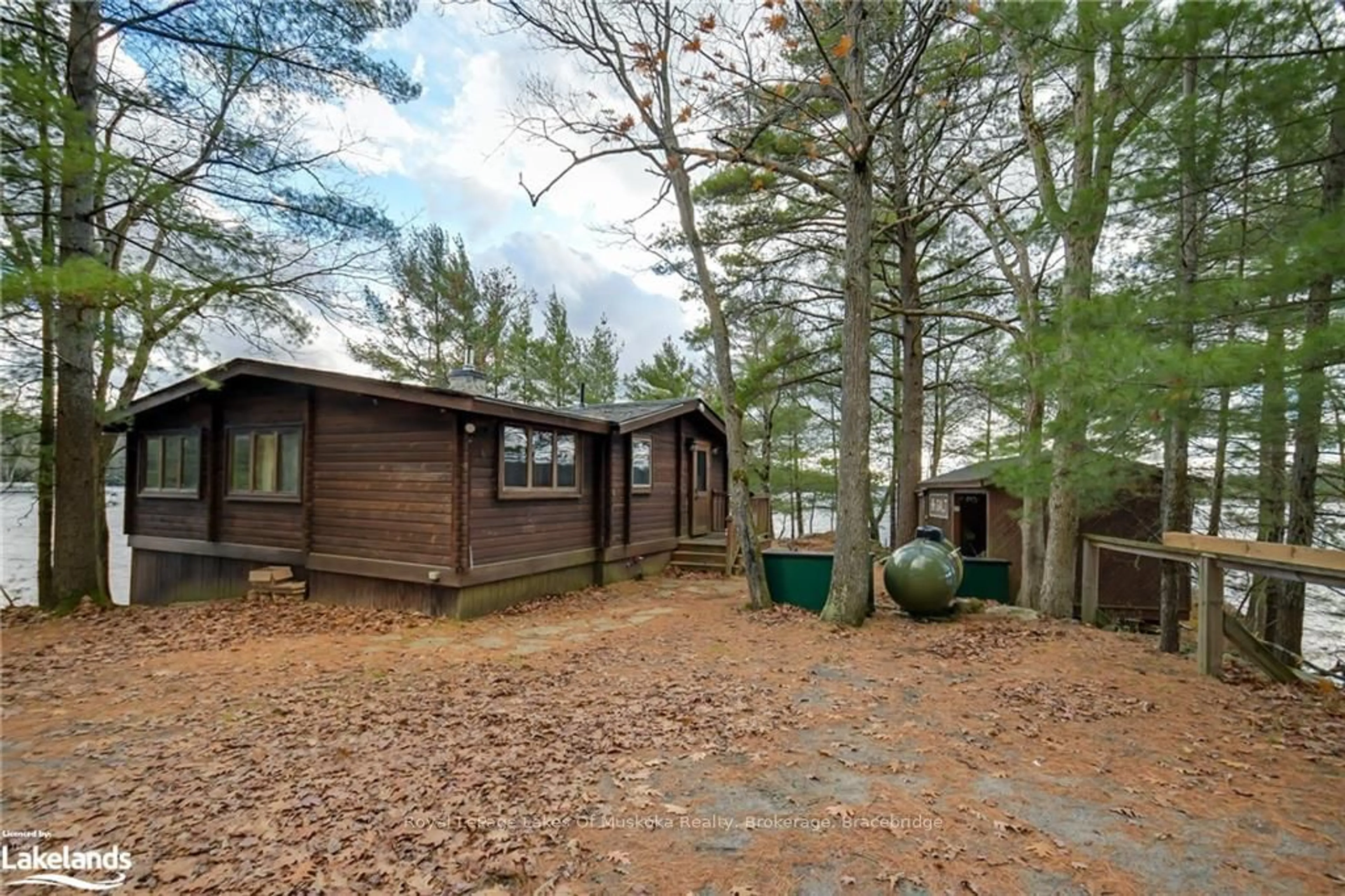 Shed for 71 EARLS Rd, The Archipelago Ontario P0C 1H0