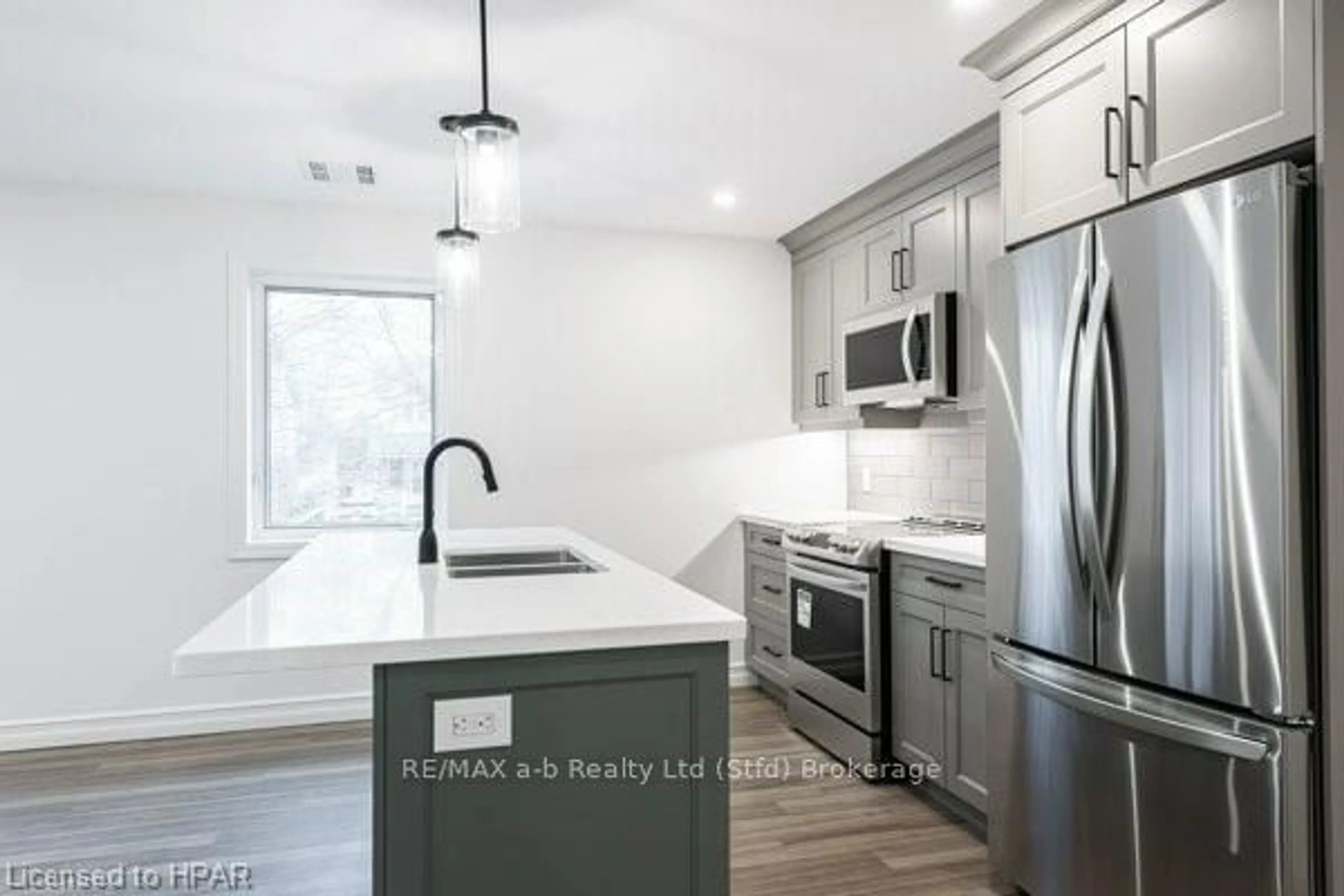 Open concept kitchen for 100 GORDON St #101, Stratford Ontario N5A 7T8