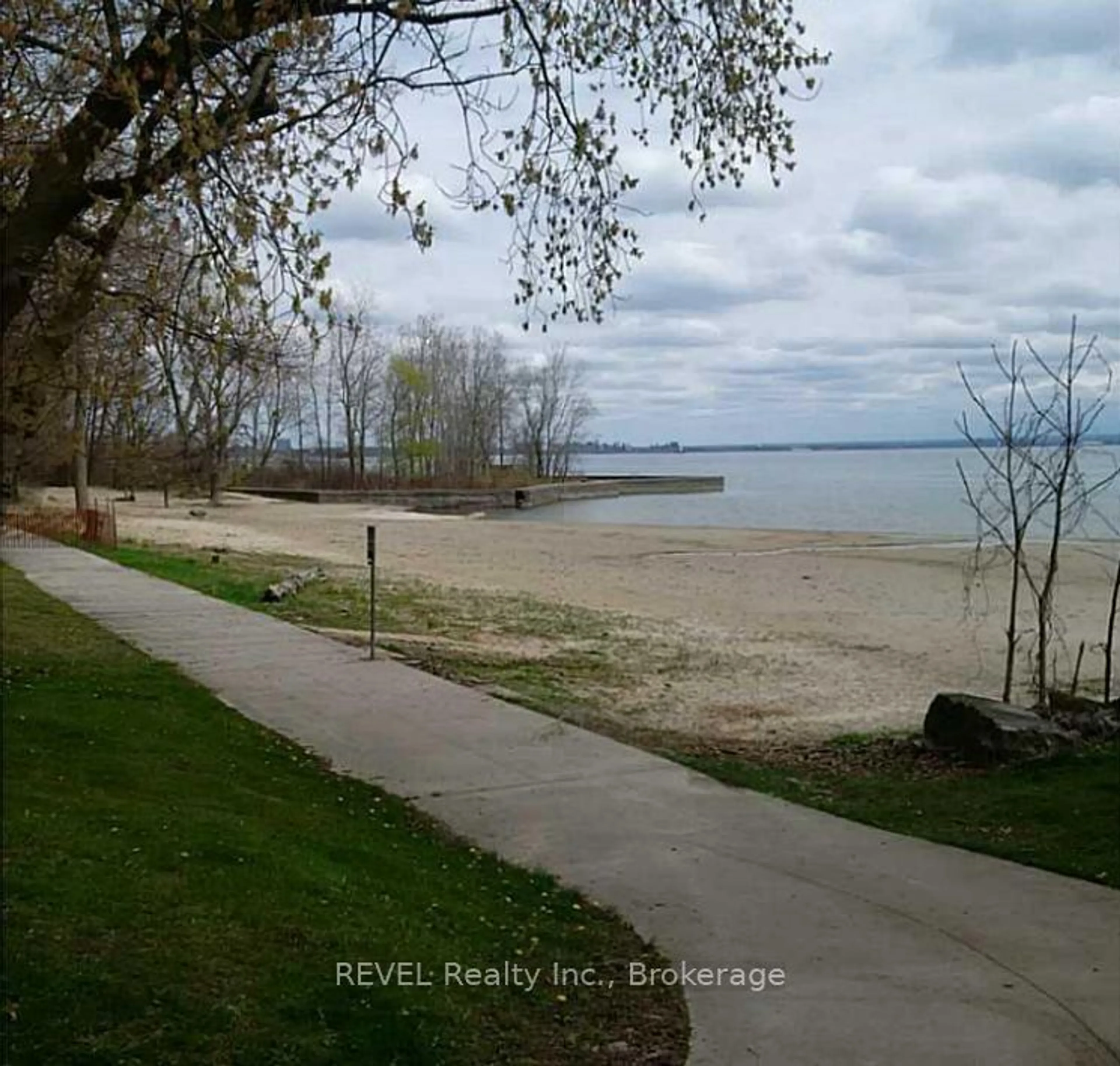 Patio, the view of lake or river for 66 Lillian Pl, Fort Erie Ontario L2A 5M2