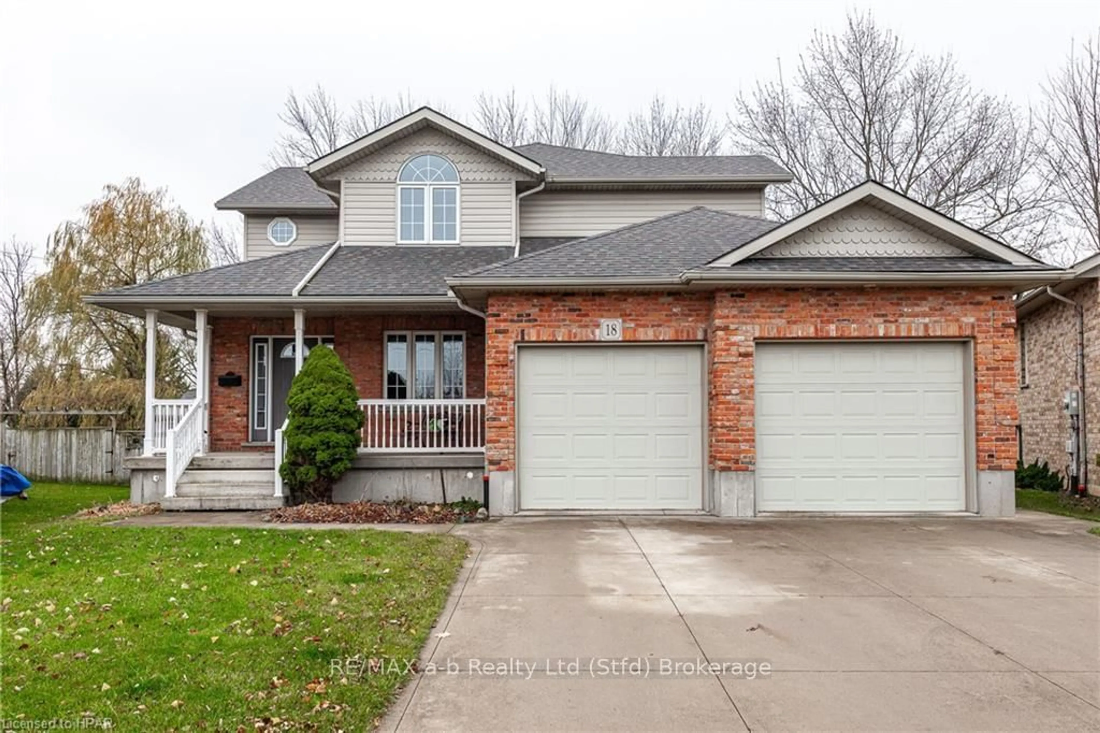 Frontside or backside of a home, the street view for 18 ABRAHAM Dr, Stratford Ontario N5A 8A9