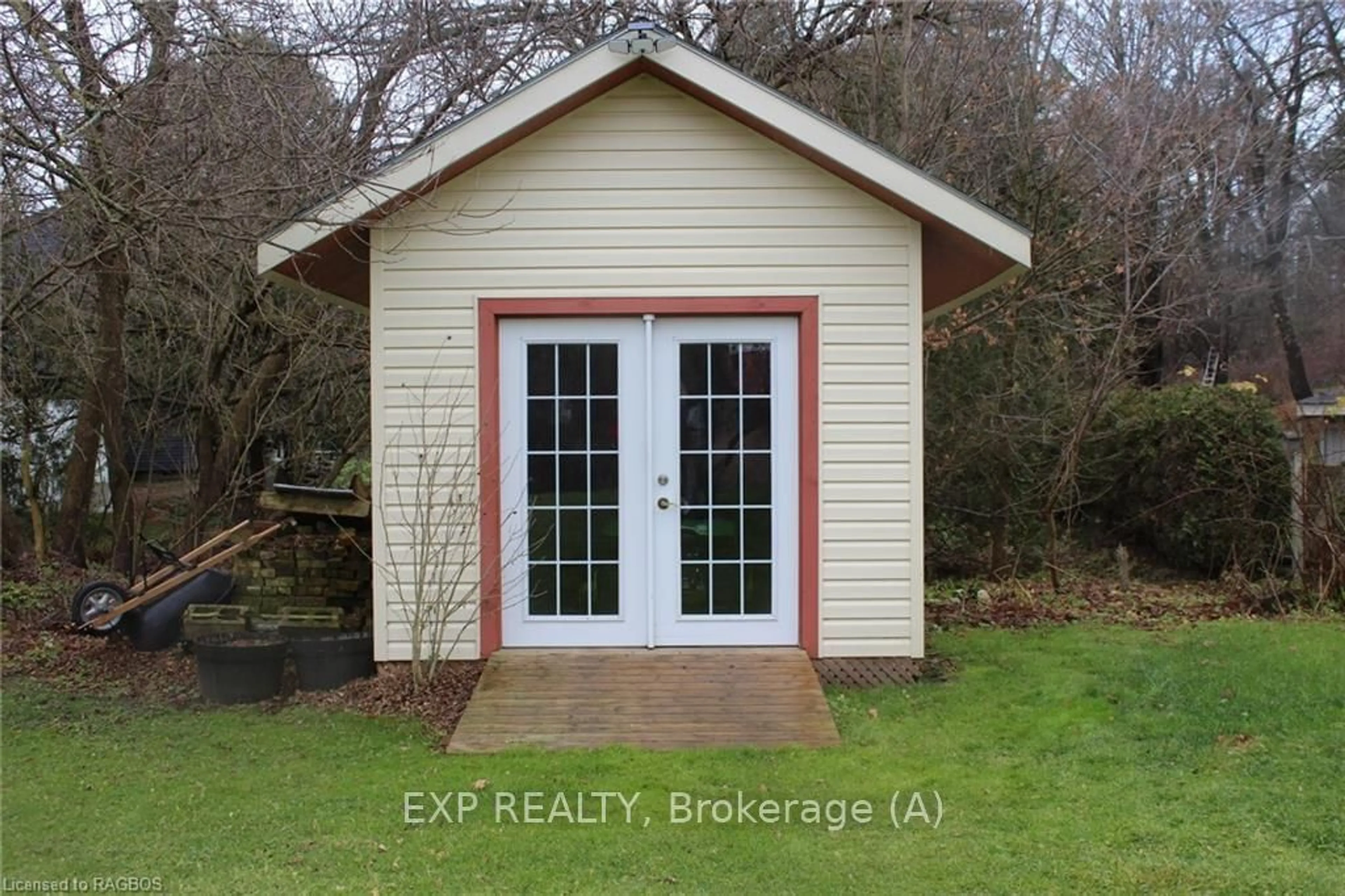 Shed for 158 KINROSS St, Grey Highlands Ontario N0C 1K0