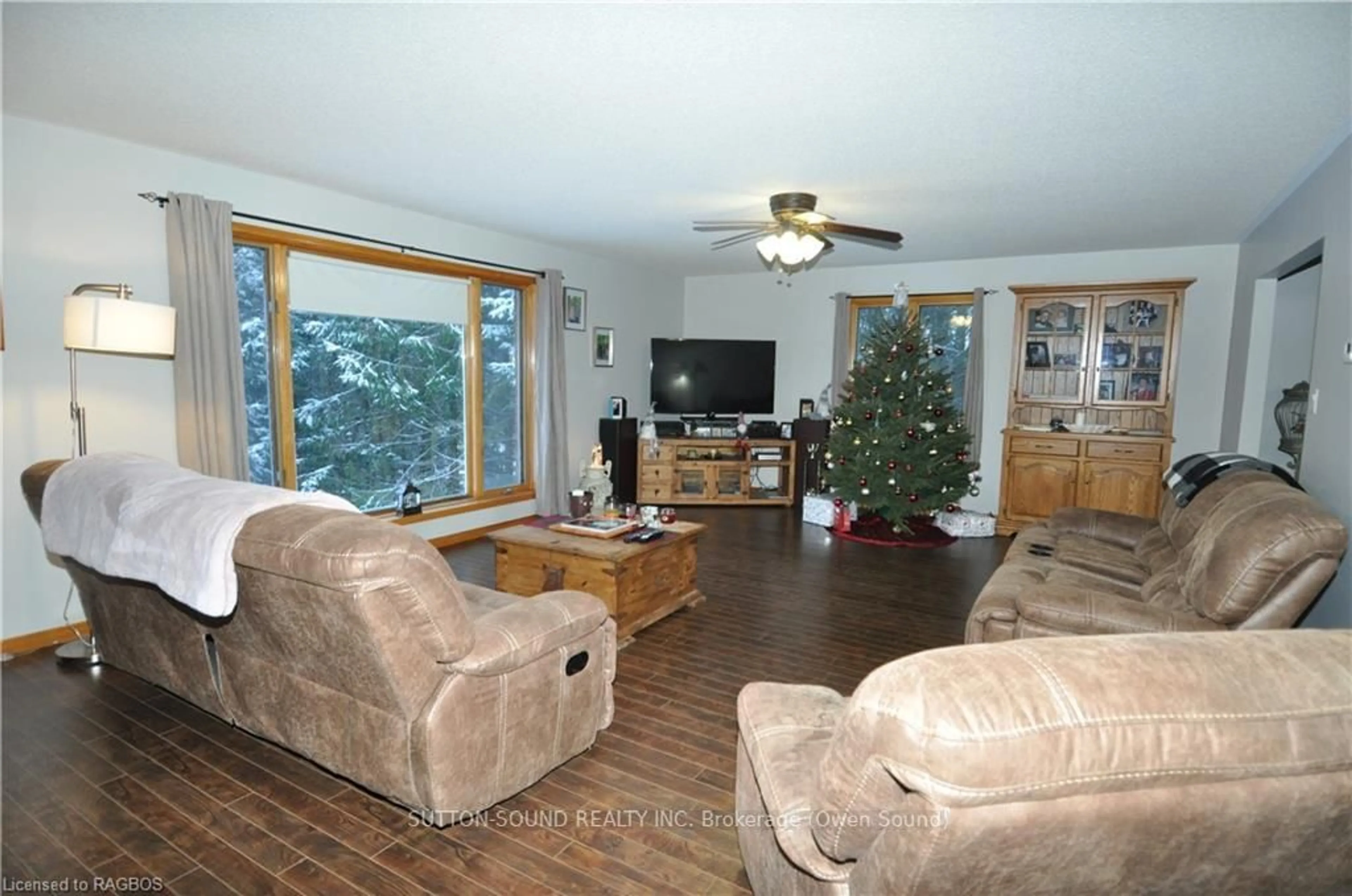 Living room, wood floors for 137794 12 GREY Rd, Meaford Ontario N4L 1W6