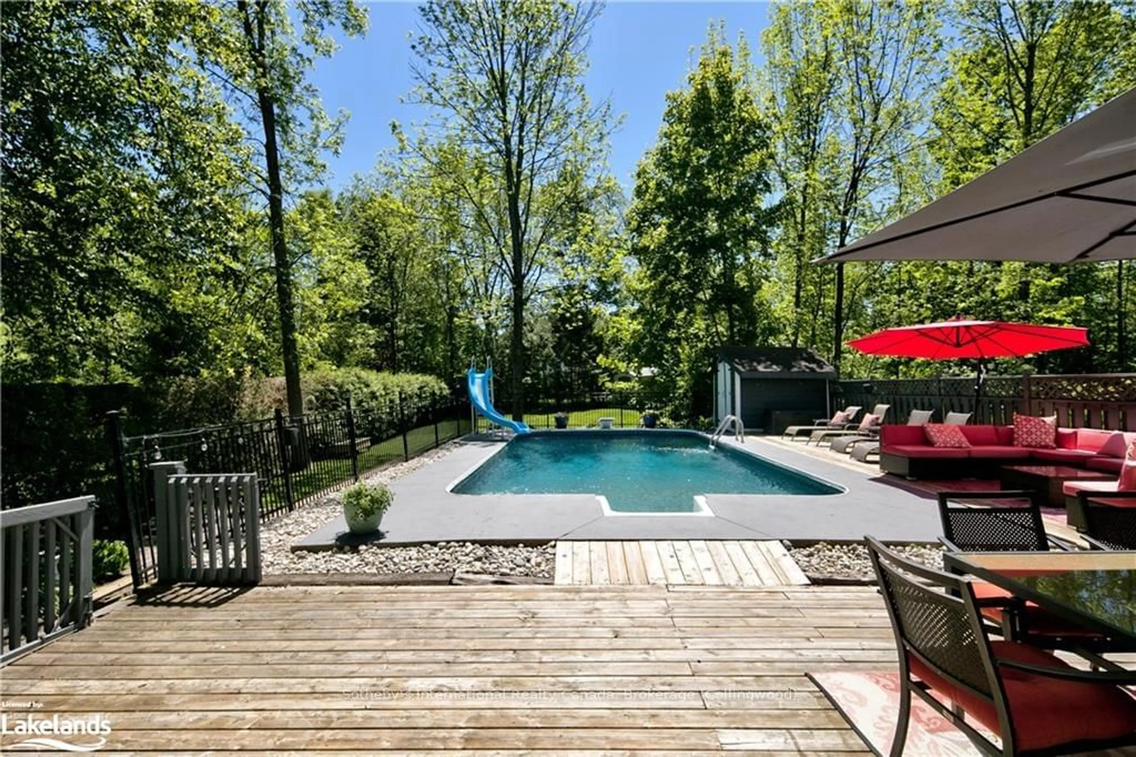 Indoor or outdoor pool for 295 ELIZA St, Meaford Ontario N4L 1B2