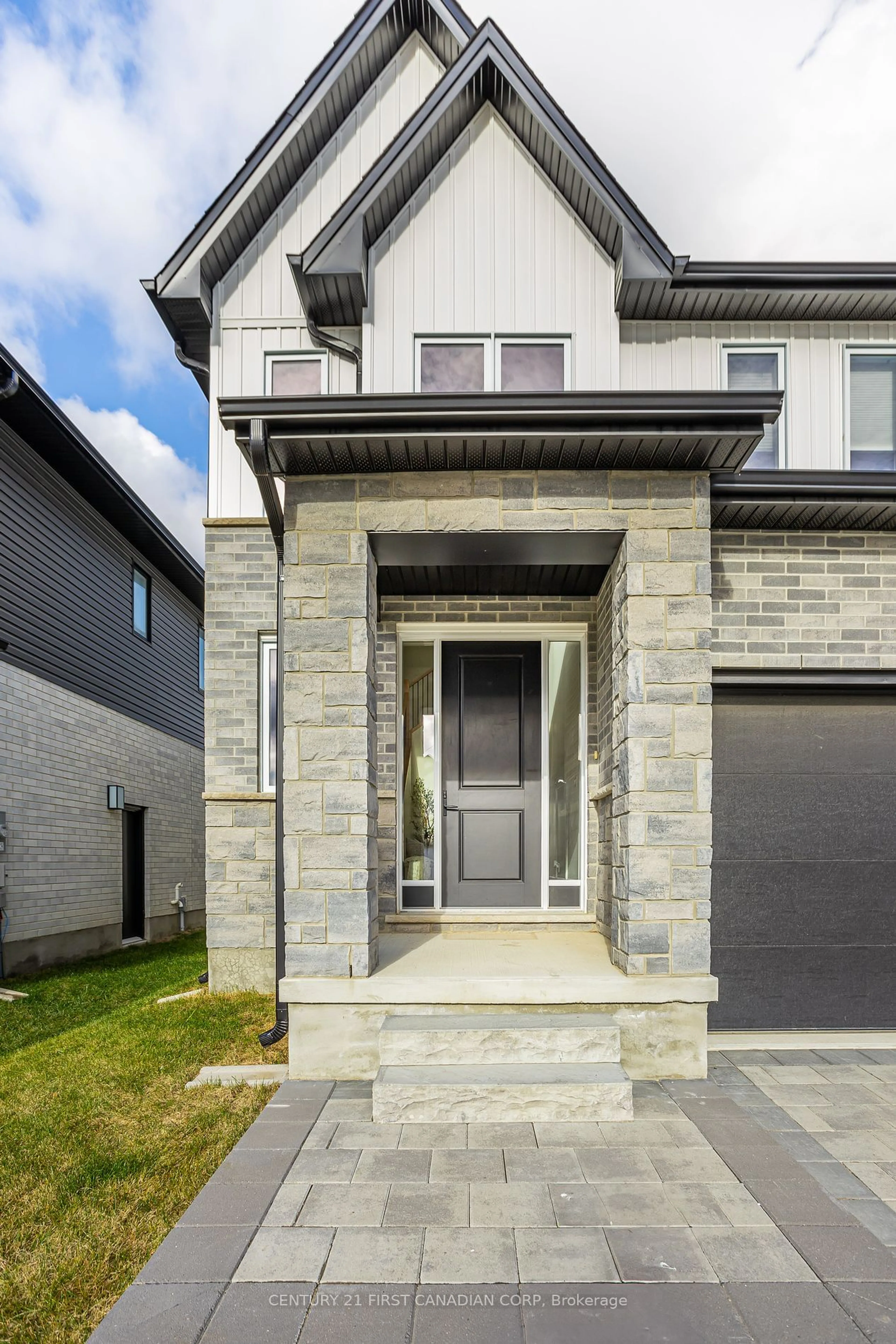 Home with brick exterior material for 1615 Upper West Ave, London Ontario N6K 0J9