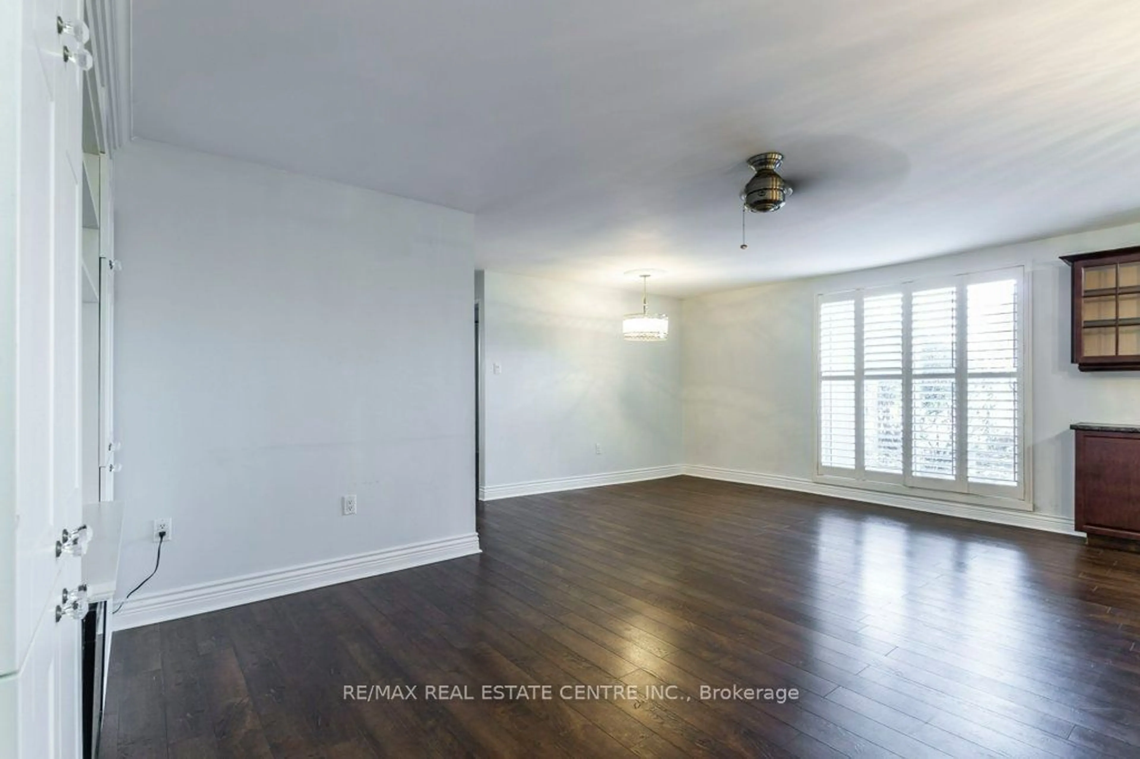 A pic of a room, wood floors for 1106 Jalna Blvd #101, London Ontario N6E 2R9