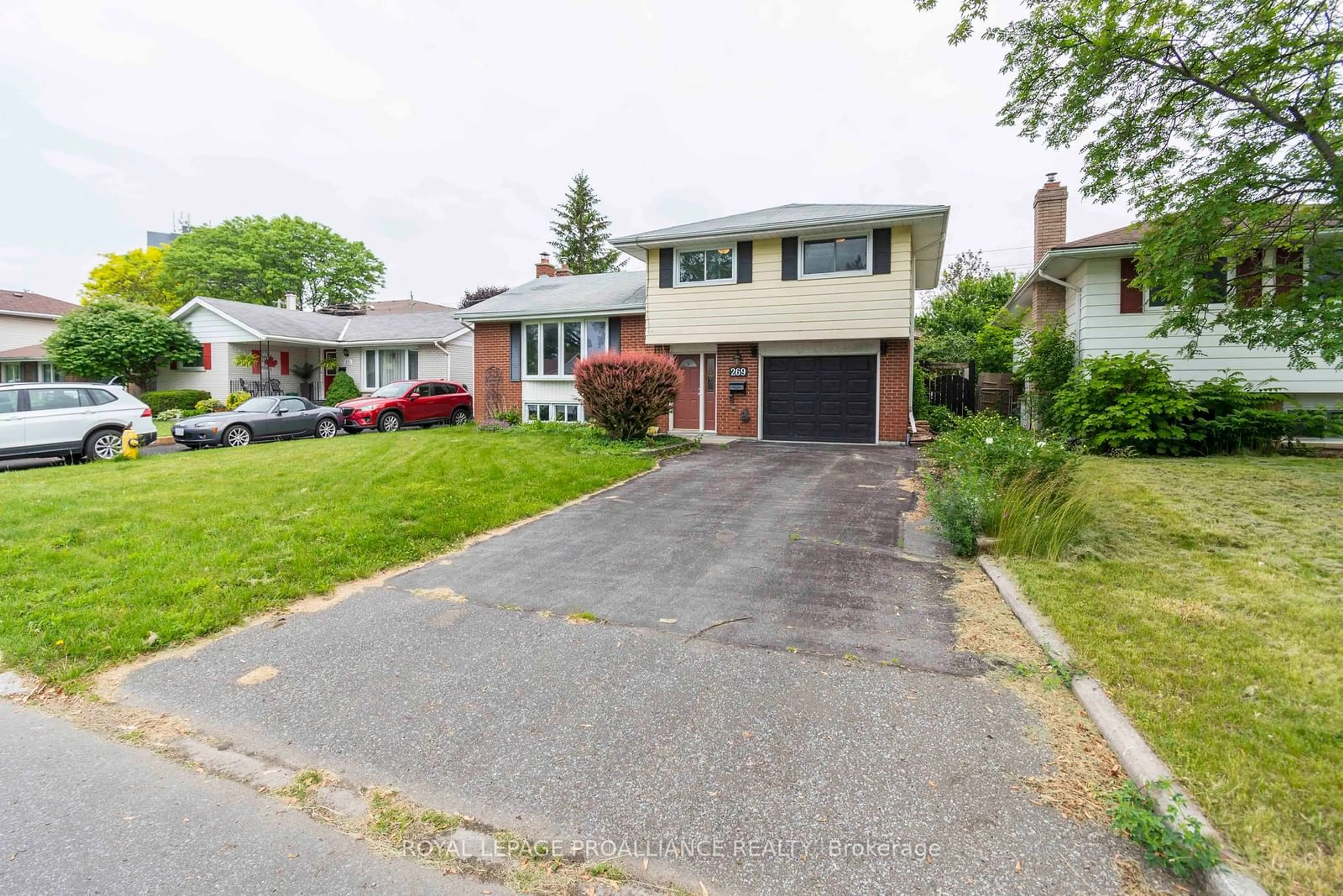 Frontside or backside of a home, the street view for 269 McGill St, Quinte West Ontario K8V 3K7