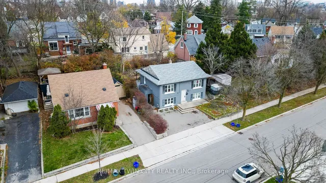 Additional property image - 152 Binscarth Rd