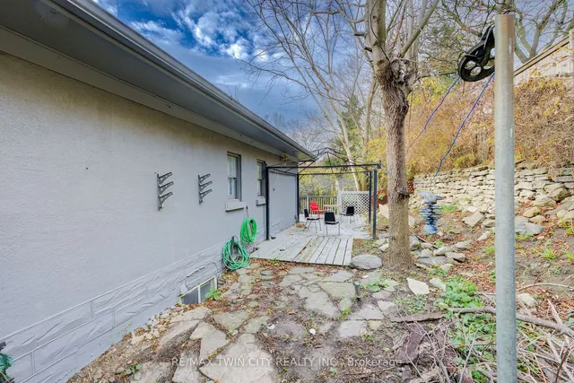 Additional property image - 152 Binscarth Rd
